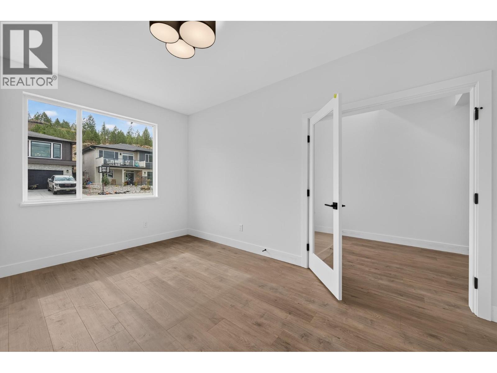 2170 Galore Crescent, Kamloops, British Columbia  V2E 0E4 - Photo 3 - 10401088