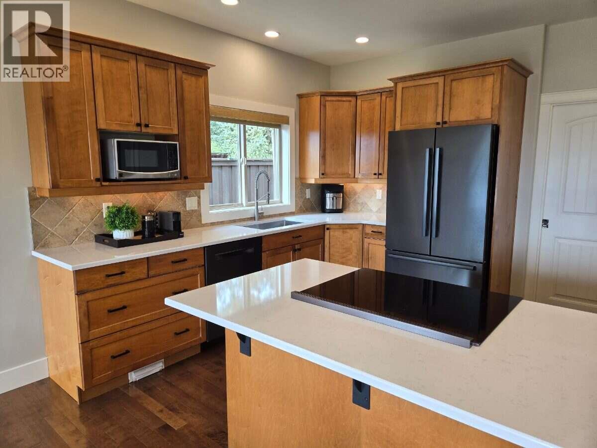 7958 Mccallum View Drive, Grand Forks, British Columbia  V0H 1H2 - Photo 10 - 10401092