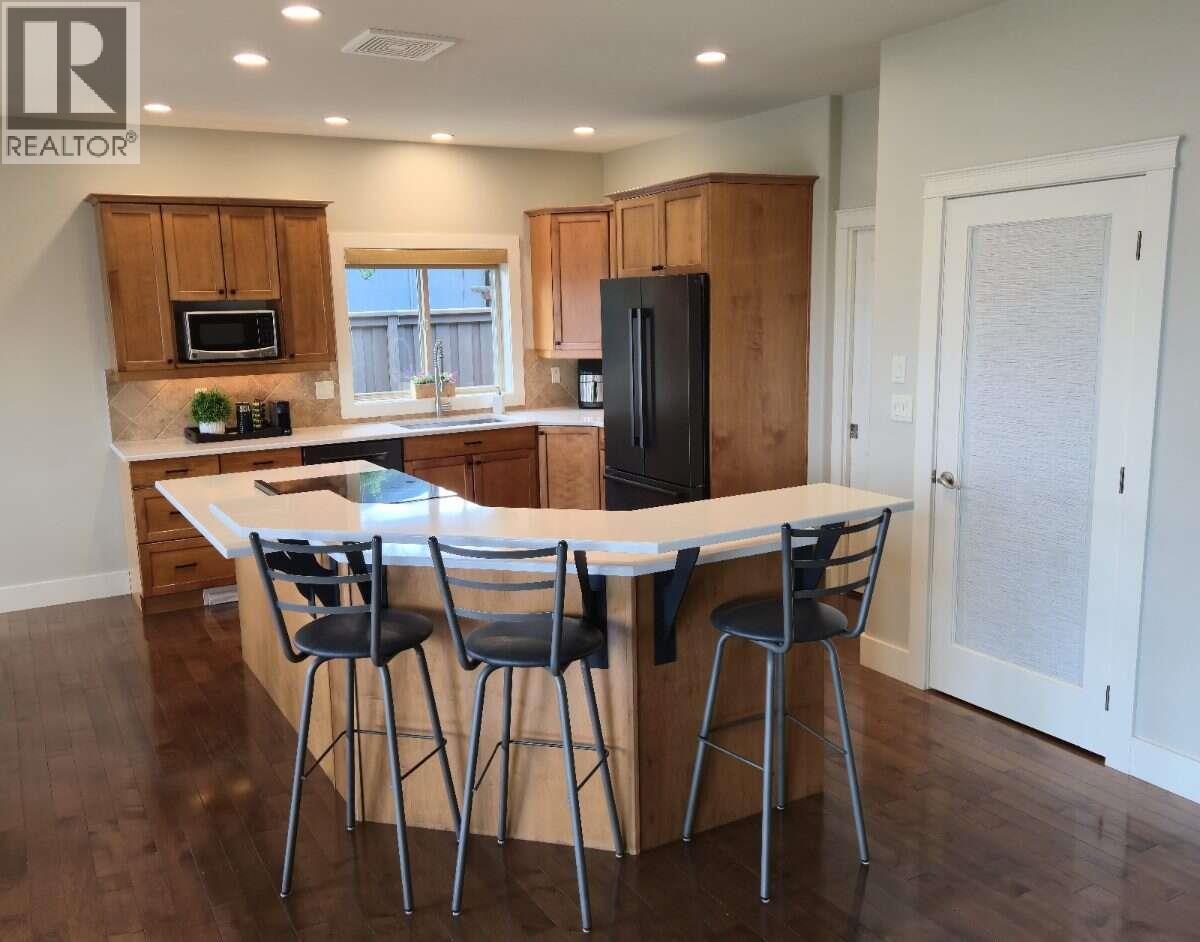 7958 Mccallum View Drive, Grand Forks, British Columbia  V0H 1H2 - Photo 11 - 10401092