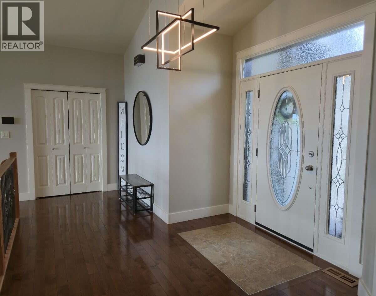 7958 Mccallum View Drive, Grand Forks, British Columbia  V0H 1H2 - Photo 5 - 10401092