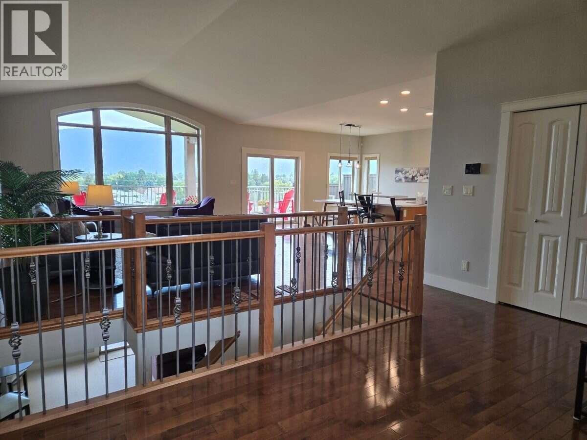 7958 Mccallum View Drive, Grand Forks, British Columbia  V0H 1H2 - Photo 6 - 10401092