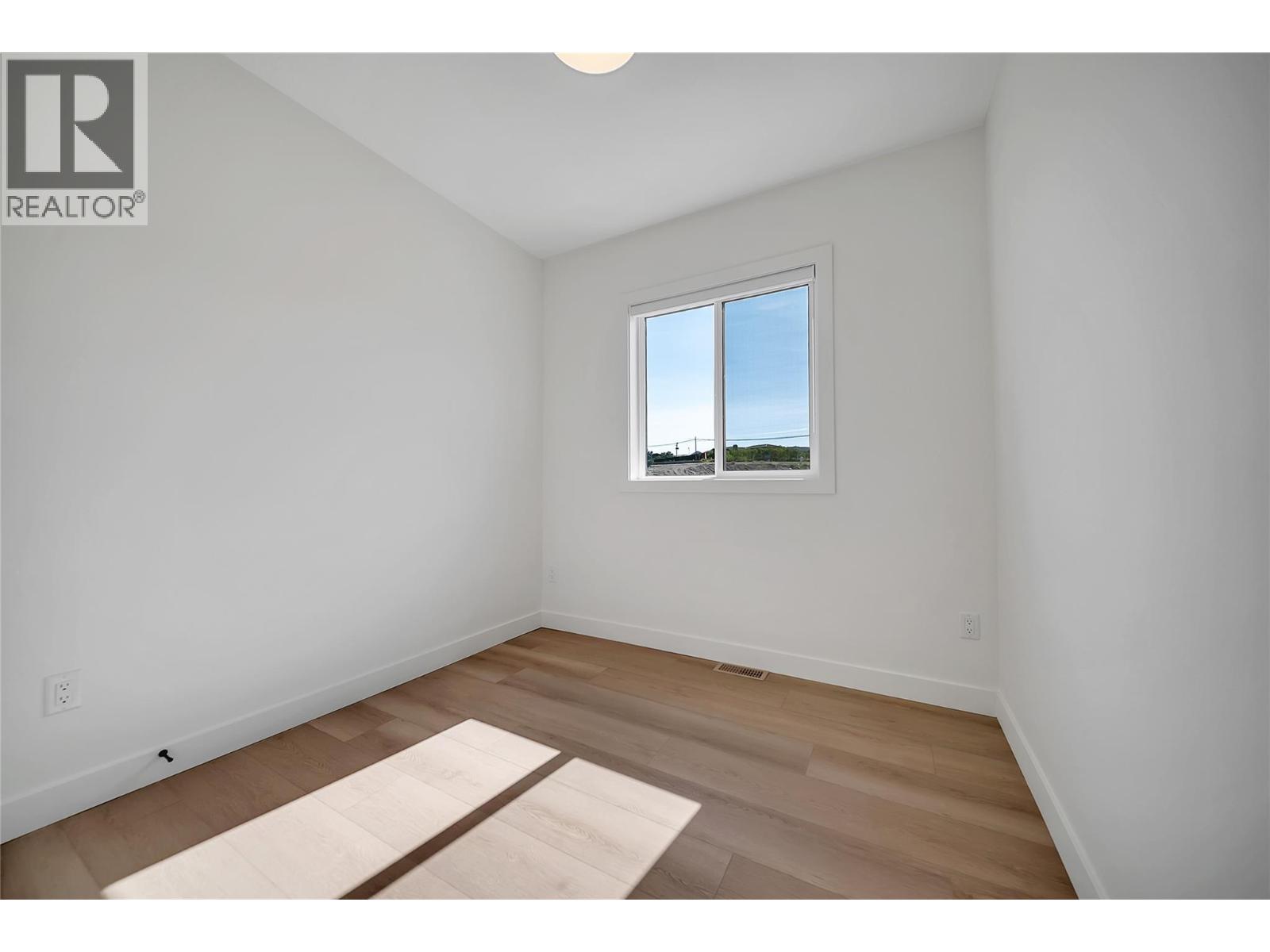 4601 97th Street Unit# 5, Osoyoos, British Columbia  V0H 1V1 - Photo 25 - 10401101