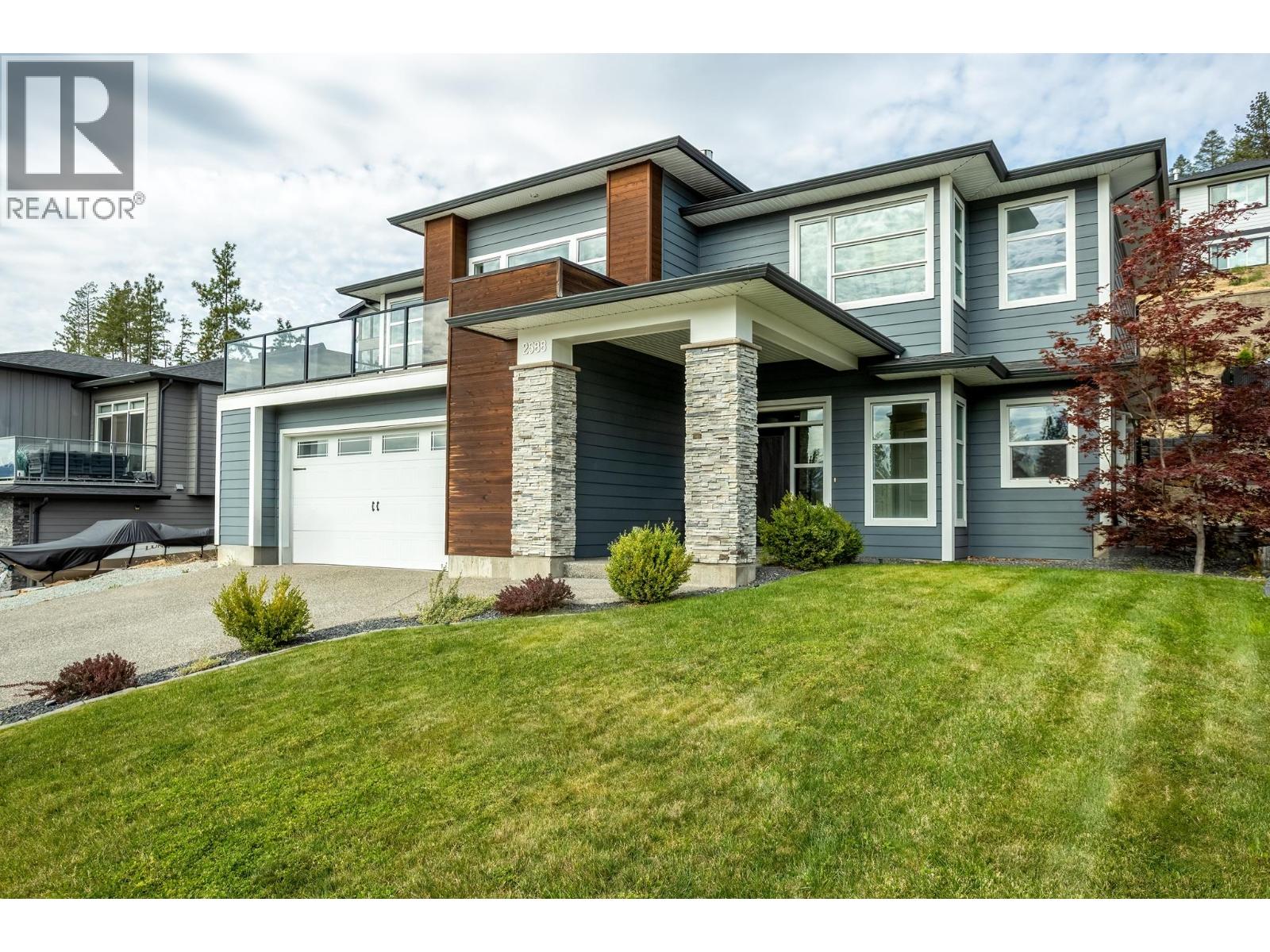 2588 Paramount Drive, West Kelowna, British Columbia  V4T 3M6 - Photo 1 - 10401014