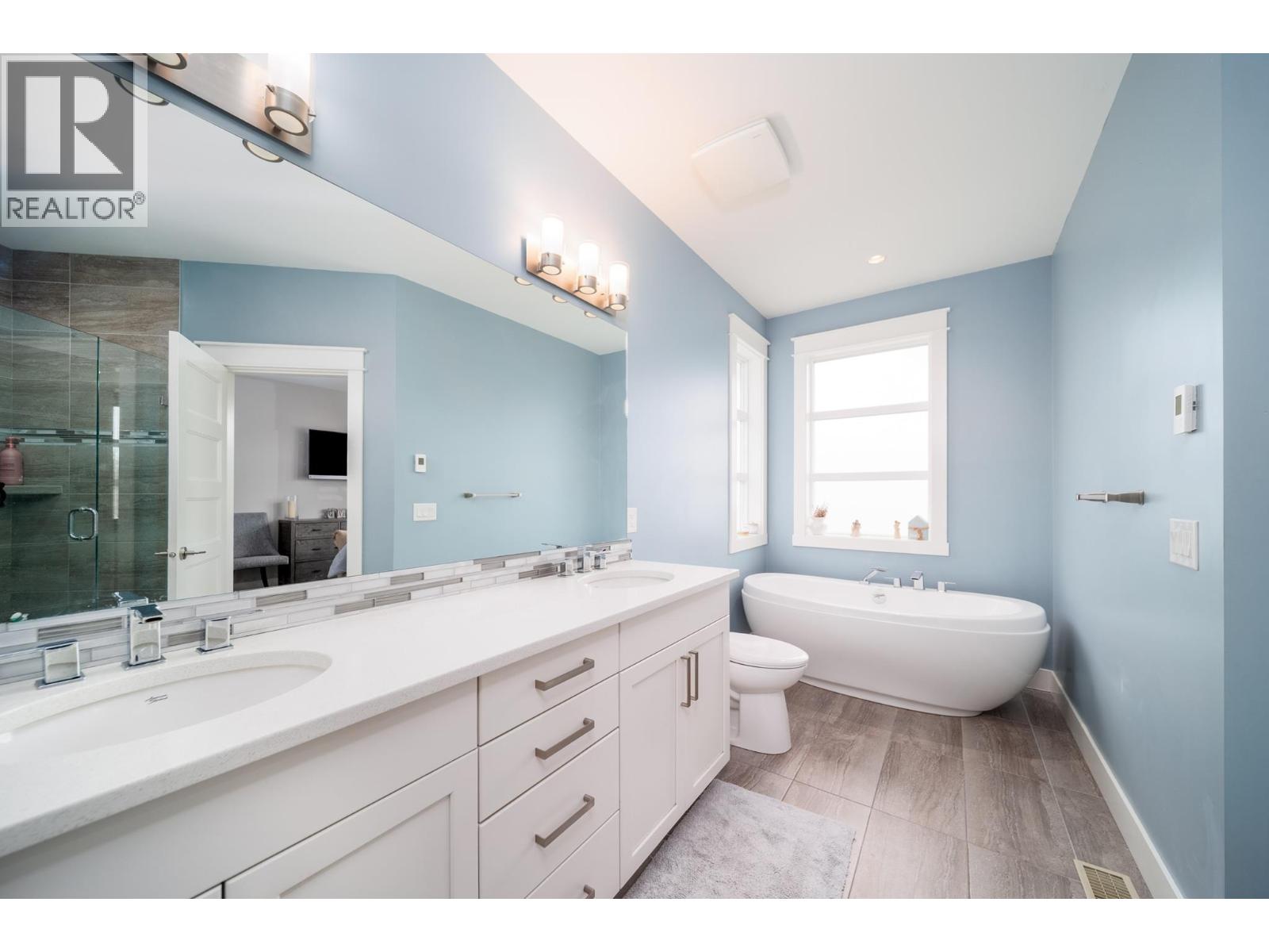 2588 Paramount Drive, West Kelowna, British Columbia  V4T 3M6 - Photo 16 - 10401014