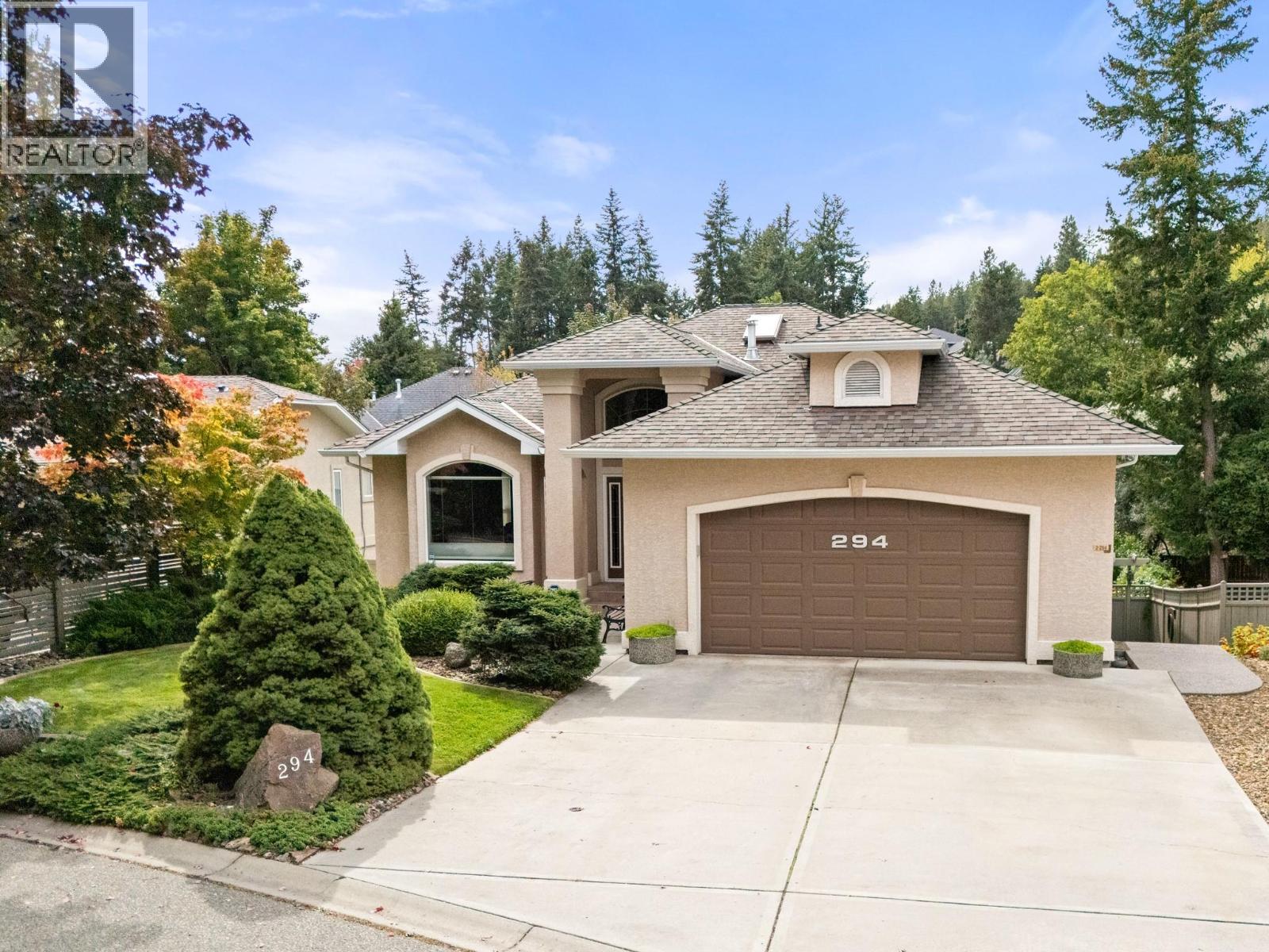 294 Knightsbridge Way, Kelowna, British Columbia  V1V 2A9 - Photo 1 - 10400962