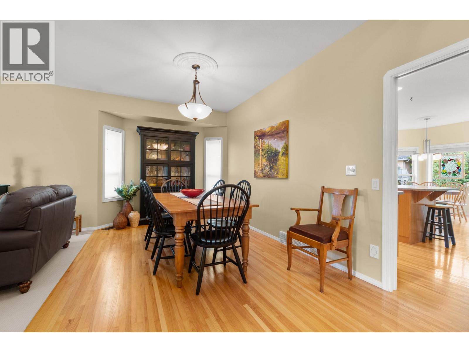 294 Knightsbridge Way, Kelowna, British Columbia  V1V 2A9 - Photo 10 - 10400962