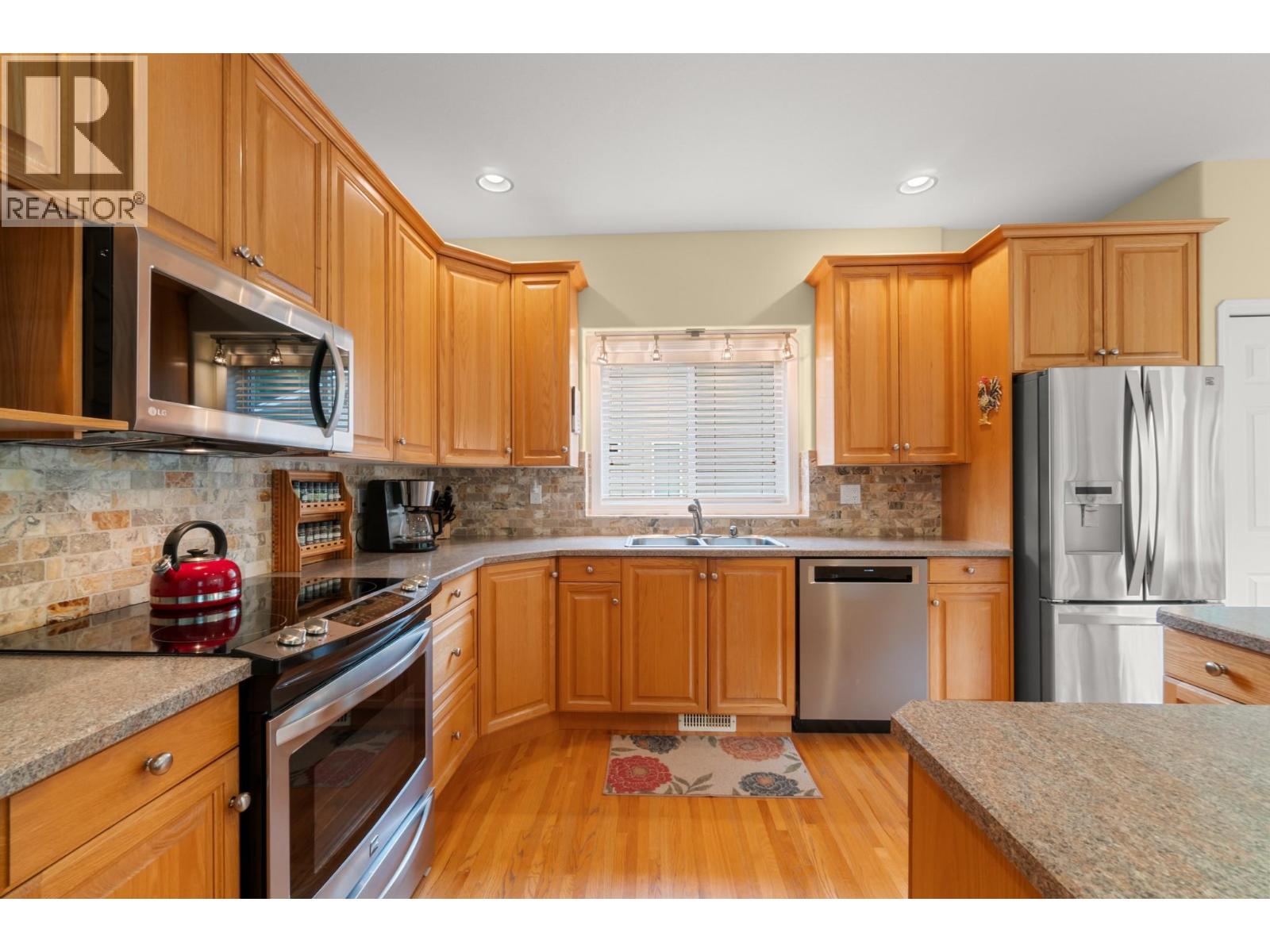 294 Knightsbridge Way, Kelowna, British Columbia  V1V 2A9 - Photo 14 - 10400962