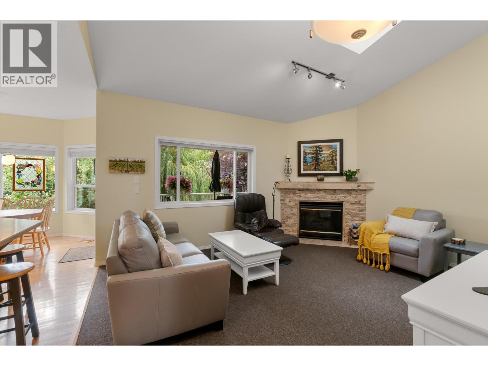 294 Knightsbridge Way, Kelowna, British Columbia  V1V 2A9 - Photo 17 - 10400962