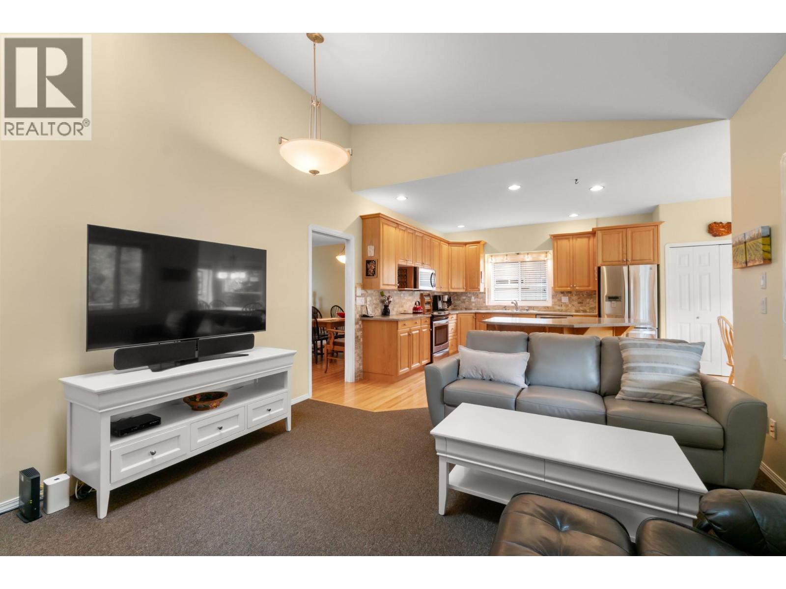 294 Knightsbridge Way, Kelowna, British Columbia  V1V 2A9 - Photo 18 - 10400962