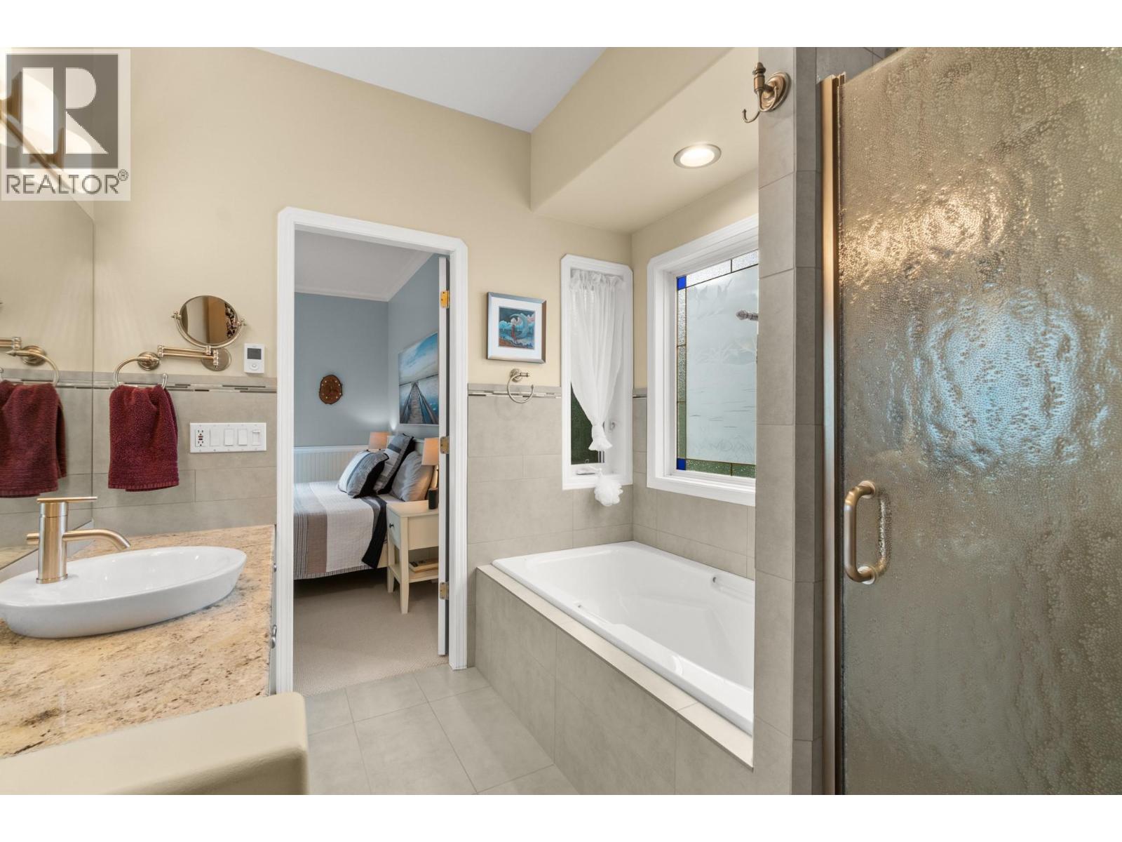 294 Knightsbridge Way, Kelowna, British Columbia  V1V 2A9 - Photo 32 - 10400962