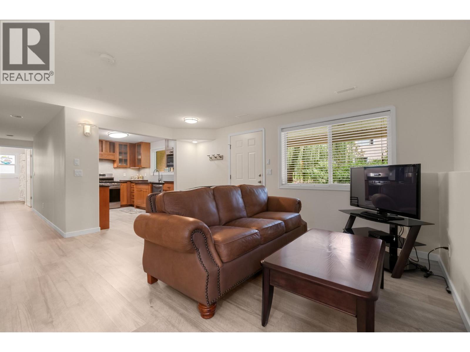 294 Knightsbridge Way, Kelowna, British Columbia  V1V 2A9 - Photo 49 - 10400962