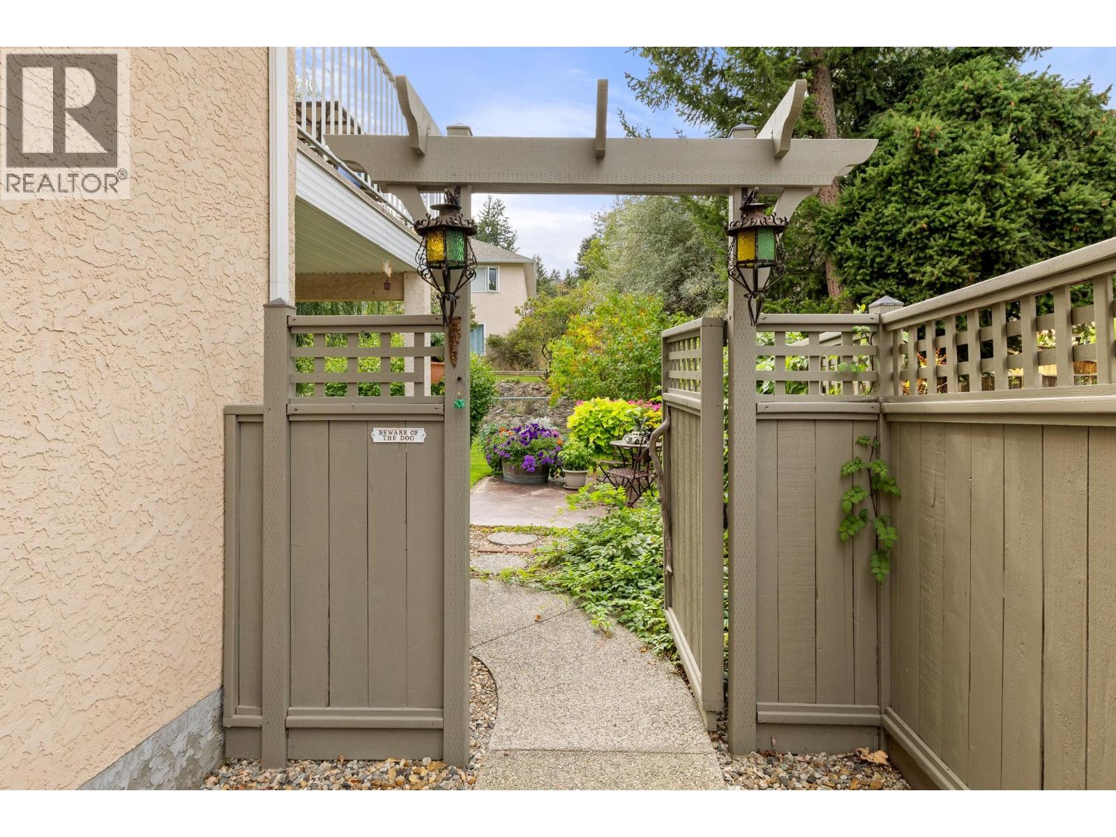 294 Knightsbridge Way, Kelowna, British Columbia  V1V 2A9 - Photo 62 - 10400962