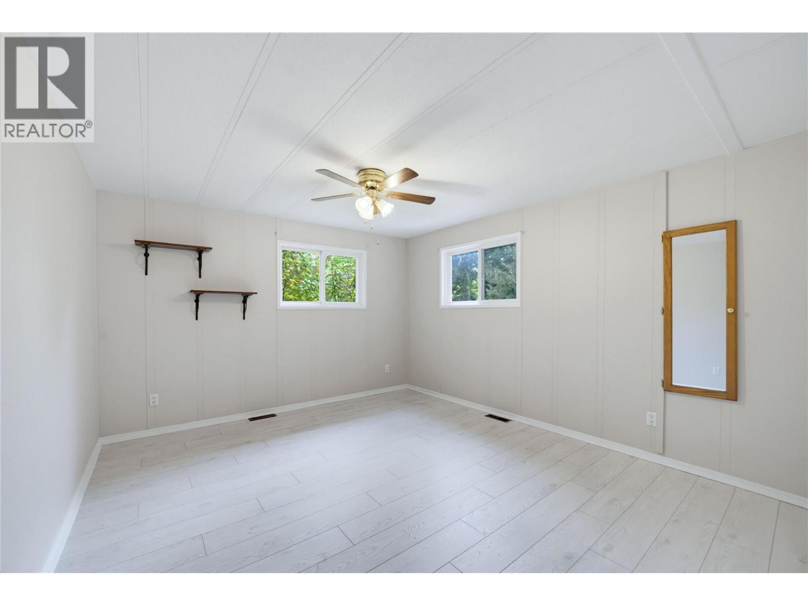 5 97a Highway Unit# 8, Sicamous, British Columbia  V0E 2V1 - Photo 14 - 10401090