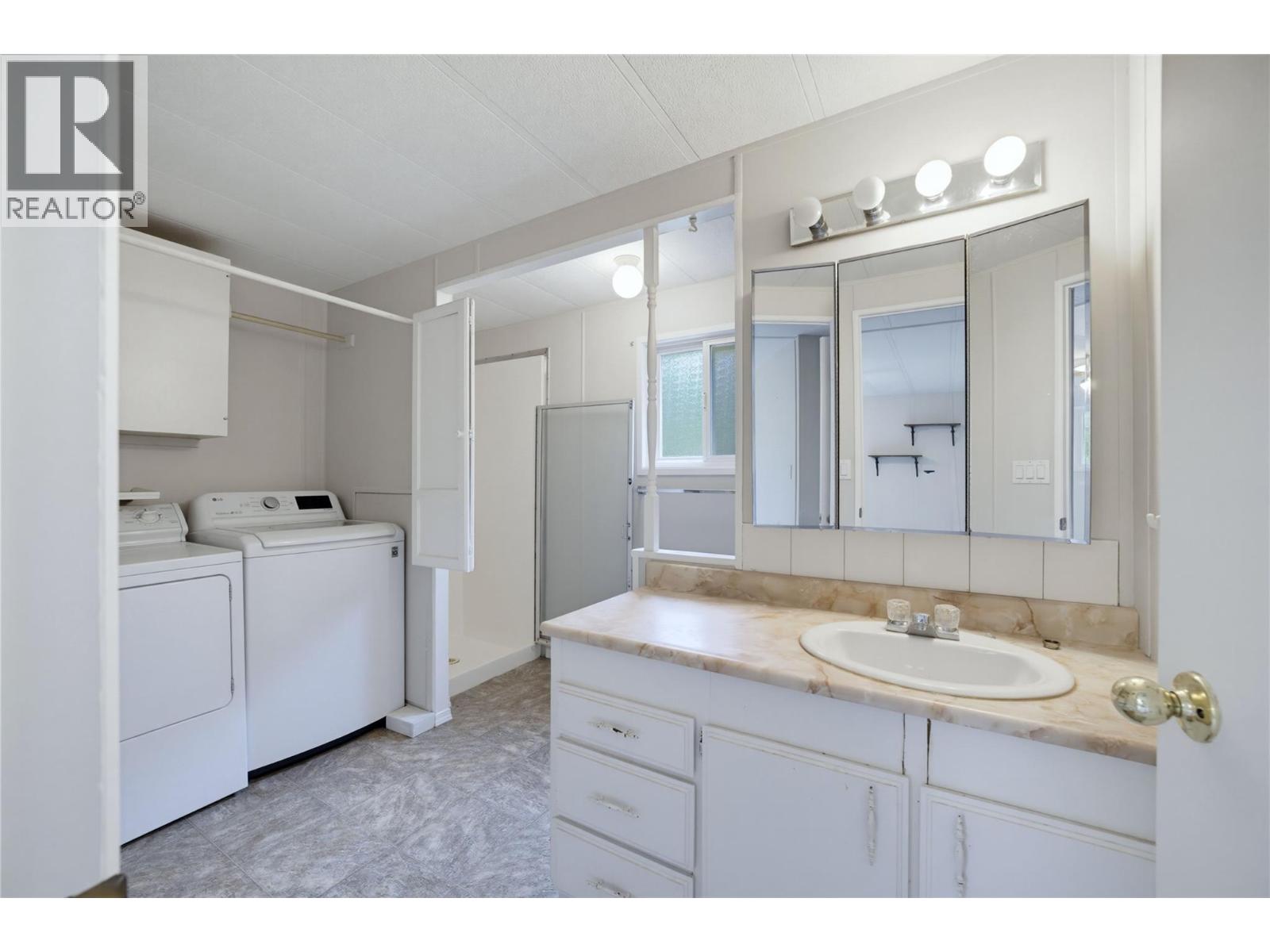 5 97a Highway Unit# 8, Sicamous, British Columbia  V0E 2V1 - Photo 20 - 10401090