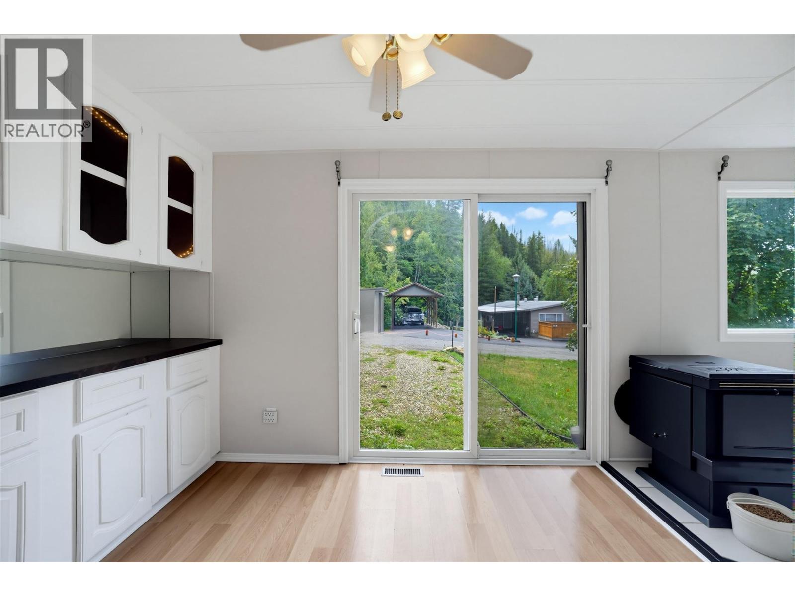 5 97a Highway Unit# 8, Sicamous, British Columbia  V0E 2V1 - Photo 34 - 10401090