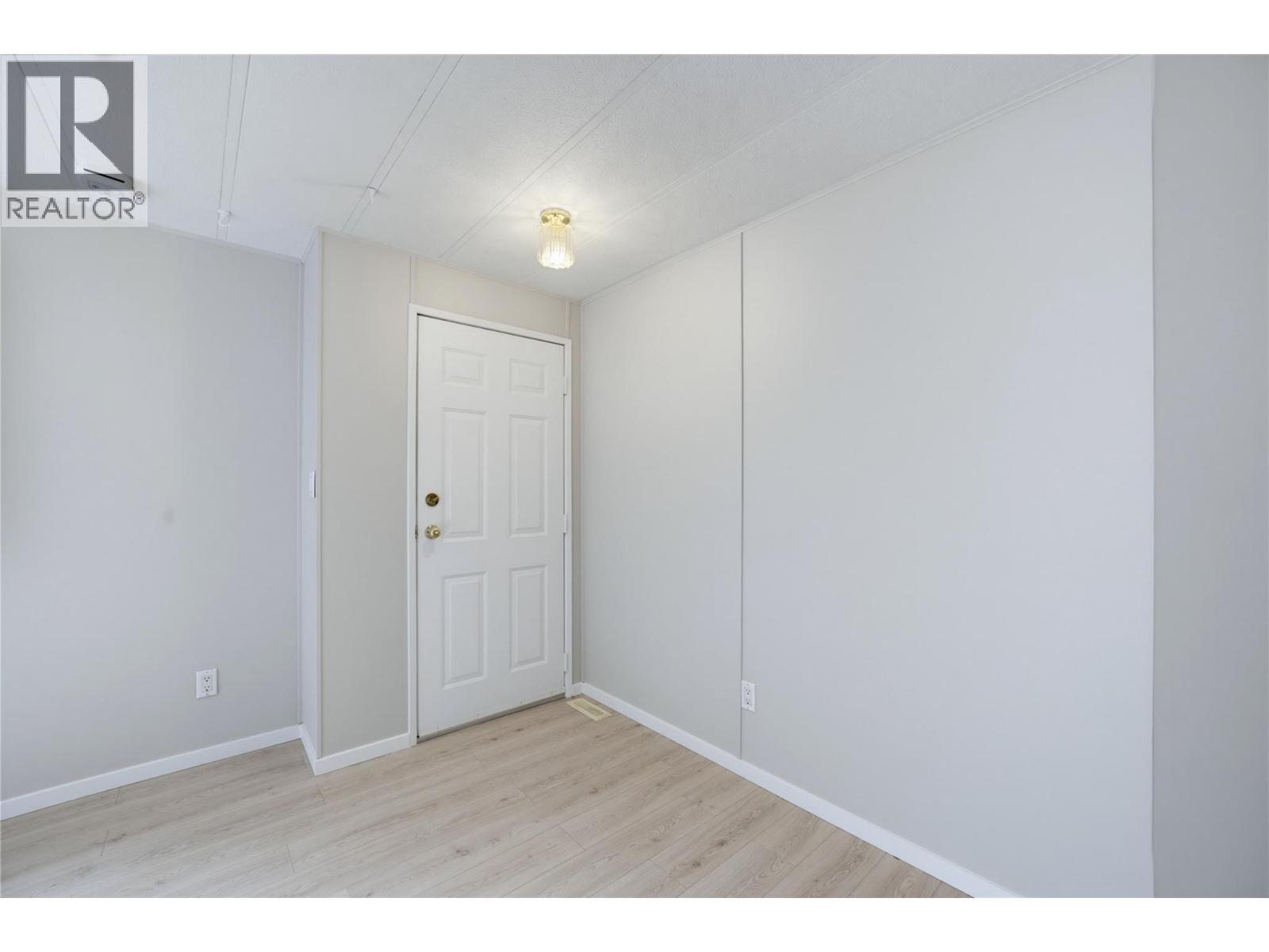 5 97a Highway Unit# 8, Sicamous, British Columbia  V0E 2V1 - Photo 38 - 10401090