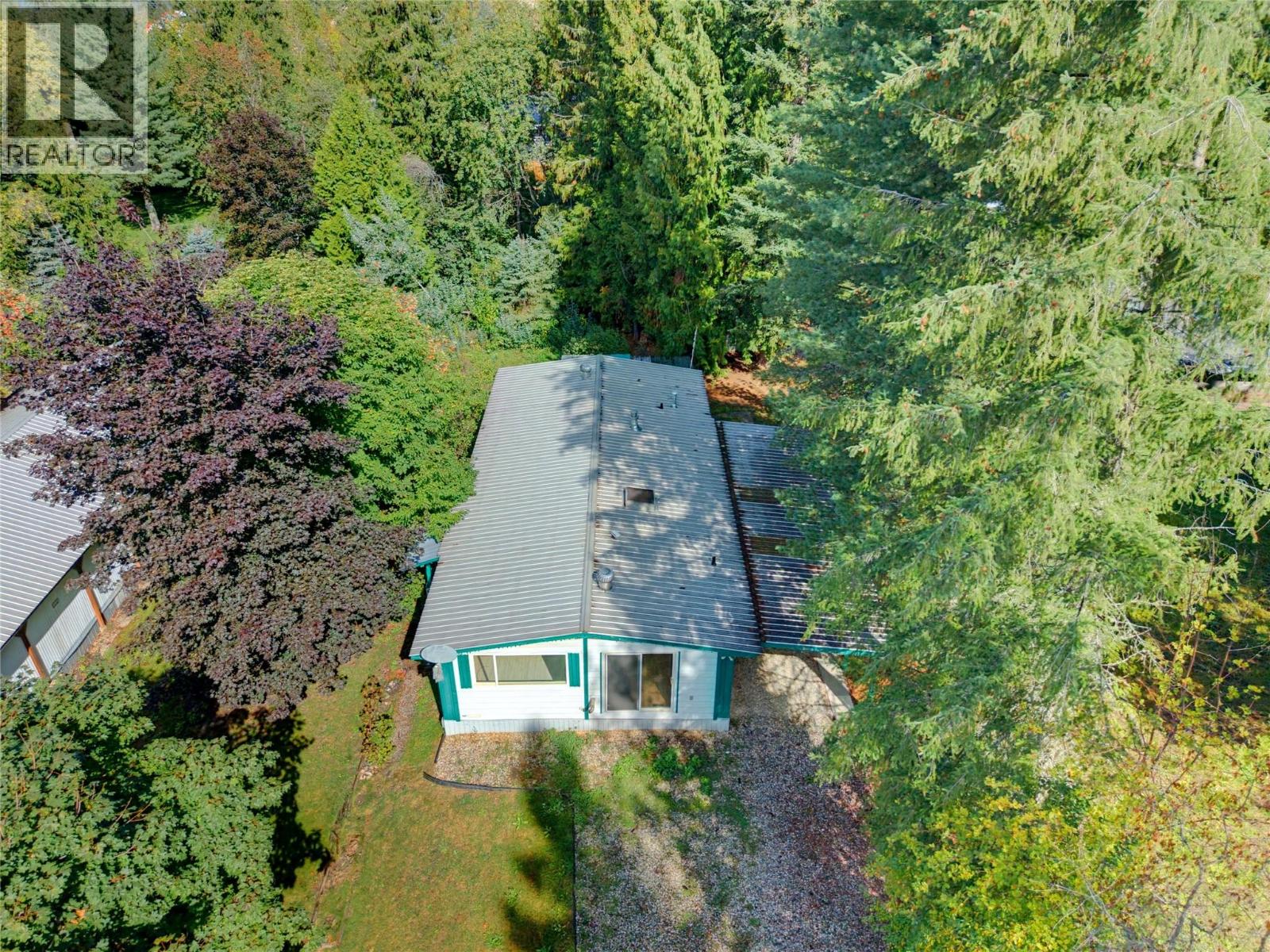 5 97a Highway Unit# 8, Sicamous, British Columbia  V0E 2V1 - Photo 4 - 10401090