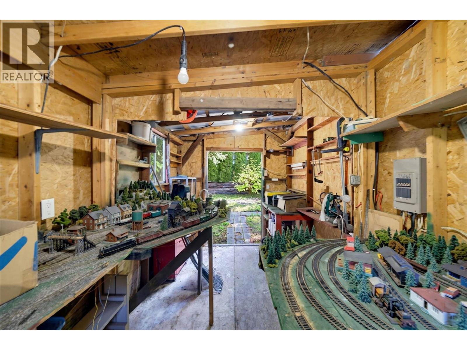 5 97a Highway Unit# 8, Sicamous, British Columbia  V0E 2V1 - Photo 58 - 10401090