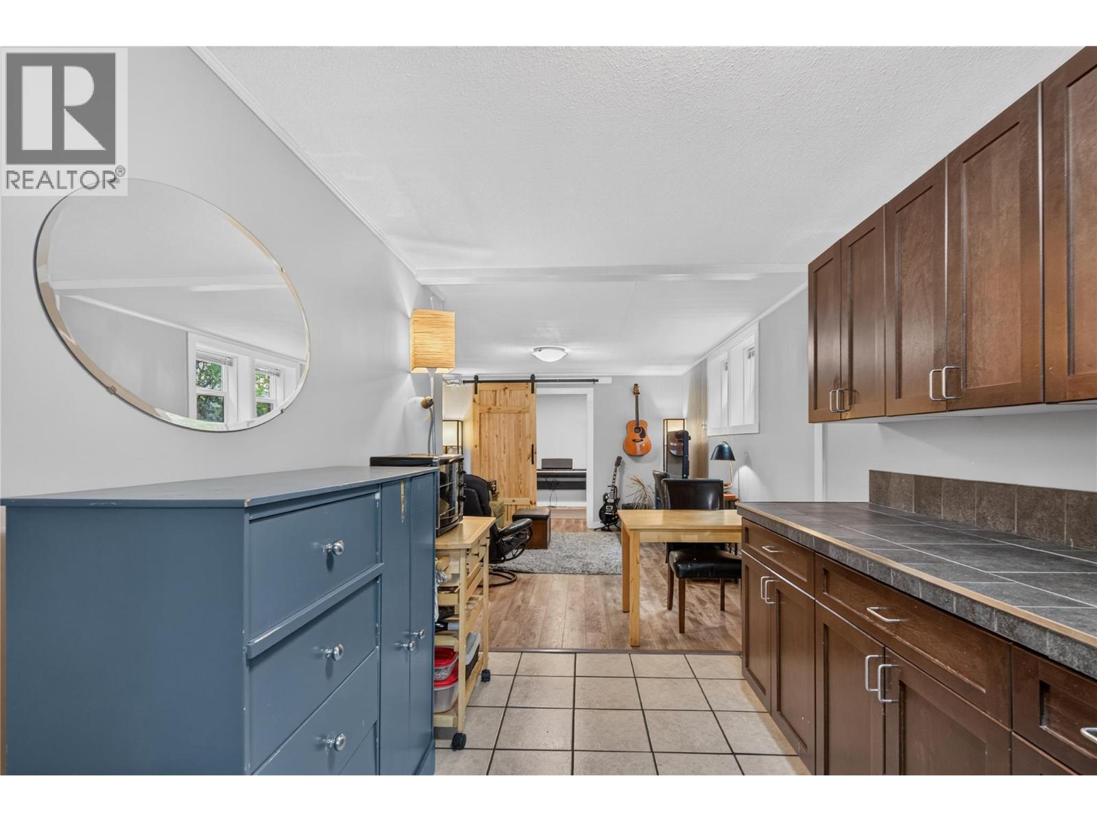 689 Ellis Street, Penticton, British Columbia  V2A 4M5 - Photo 20 - 10400924