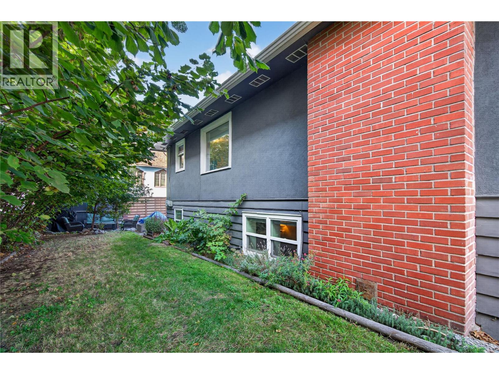 689 Ellis Street, Penticton, British Columbia  V2A 4M5 - Photo 25 - 10400924