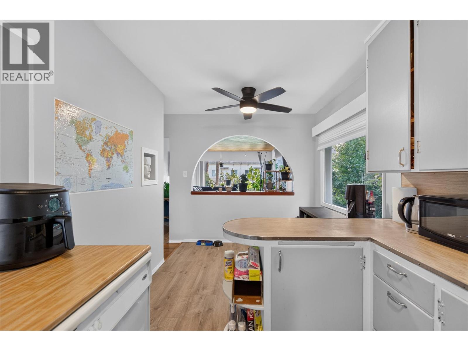 689 Ellis Street, Penticton, British Columbia  V2A 4M5 - Photo 6 - 10400924