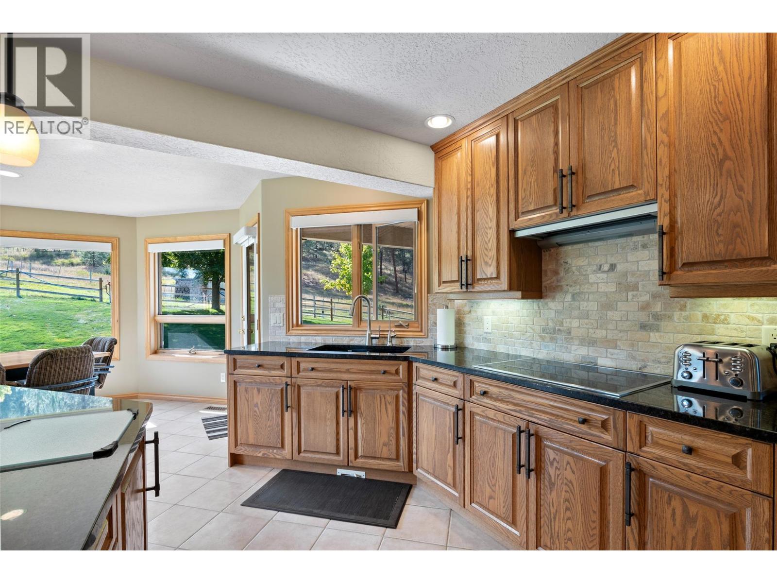 3088 Fox Farm Road, Merritt, British Columbia  V1K 1B8 - Photo 26 - 10400787