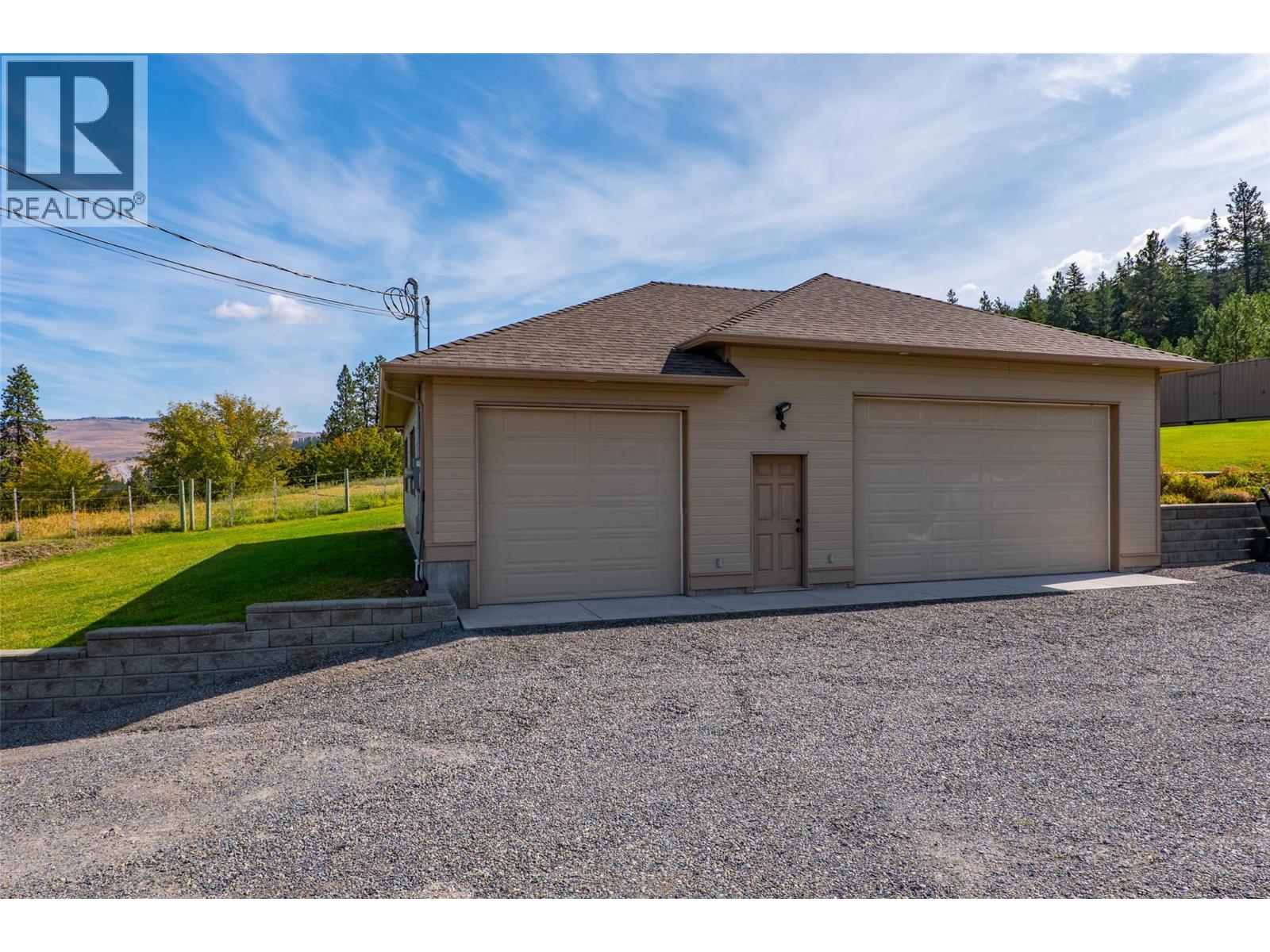 3088 Fox Farm Road, Merritt, British Columbia  V1K 1B8 - Photo 5 - 10400787
