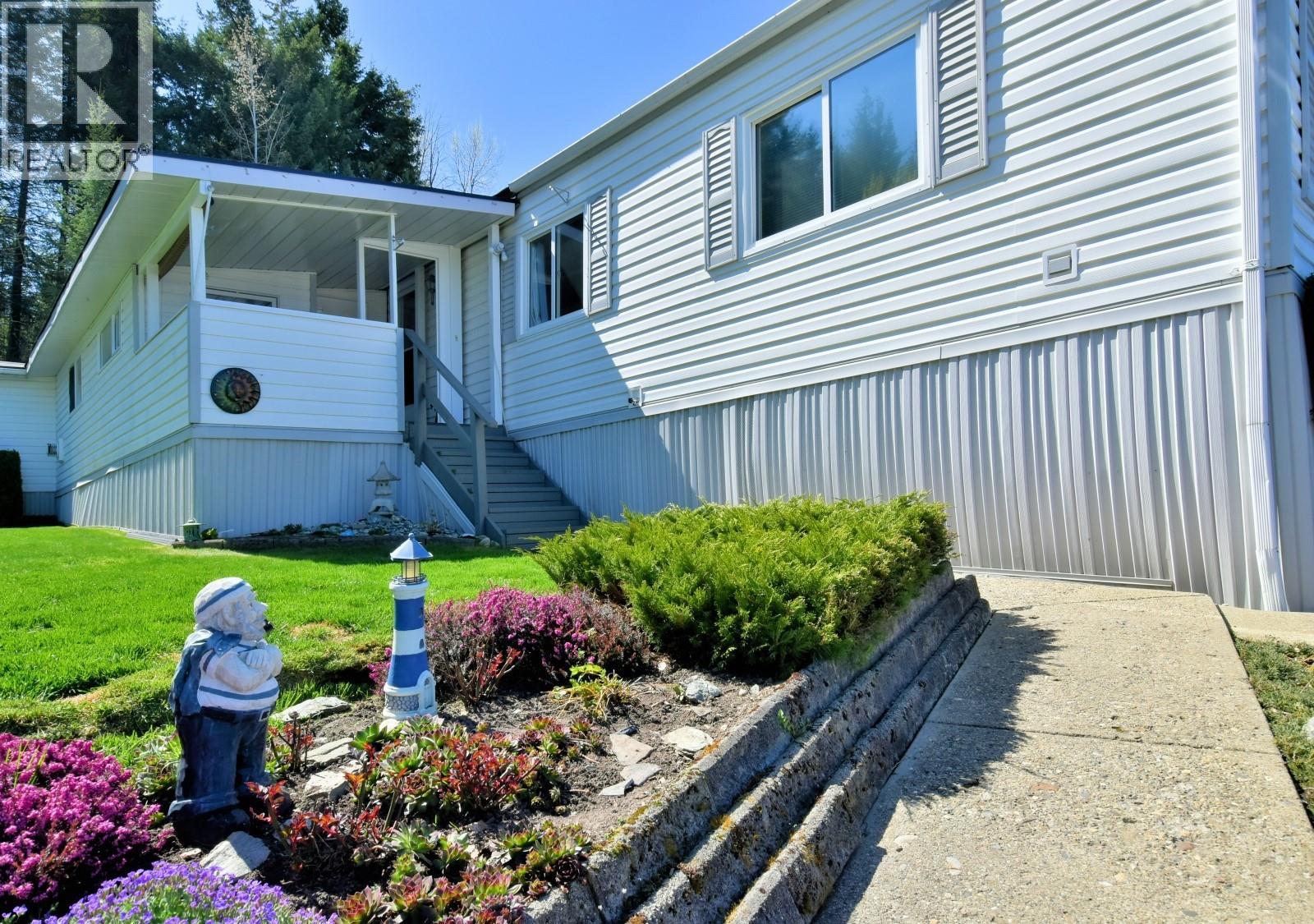 1420 Trans Canada Highway Unit# 8, Sorrento, British Columbia  V0E 2W0 - Photo 46 - 10400378
