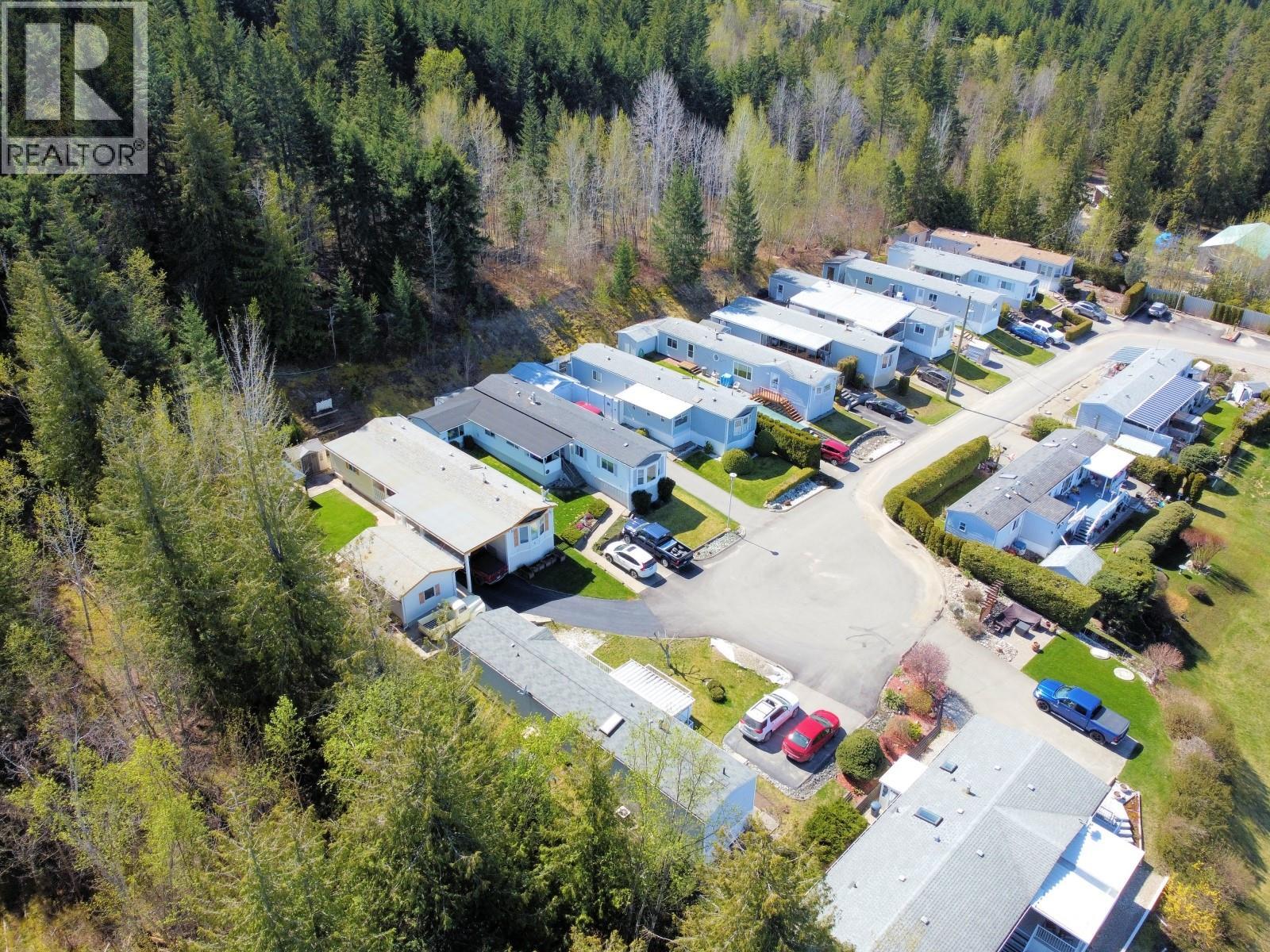 1420 Trans Canada Highway Unit# 8, Sorrento, British Columbia  V0E 2W0 - Photo 6 - 10400378