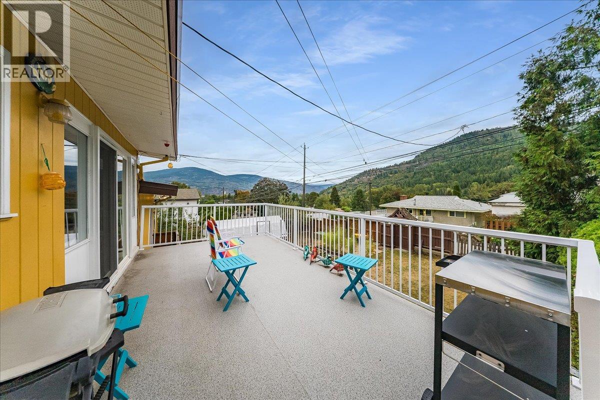 678 Schofield Highway, Warfield, British Columbia  V1R 2G8 - Photo 42 - 10400902