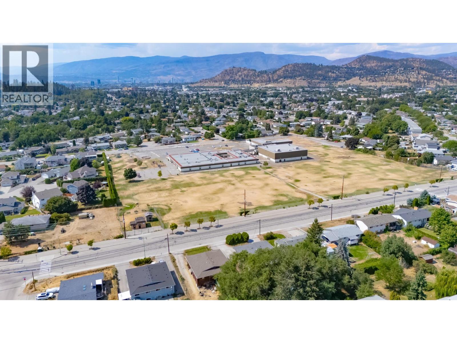 747 Hollywood Road S, Kelowna, British Columbia  V1X 5N1 - Photo 37 - 10401127