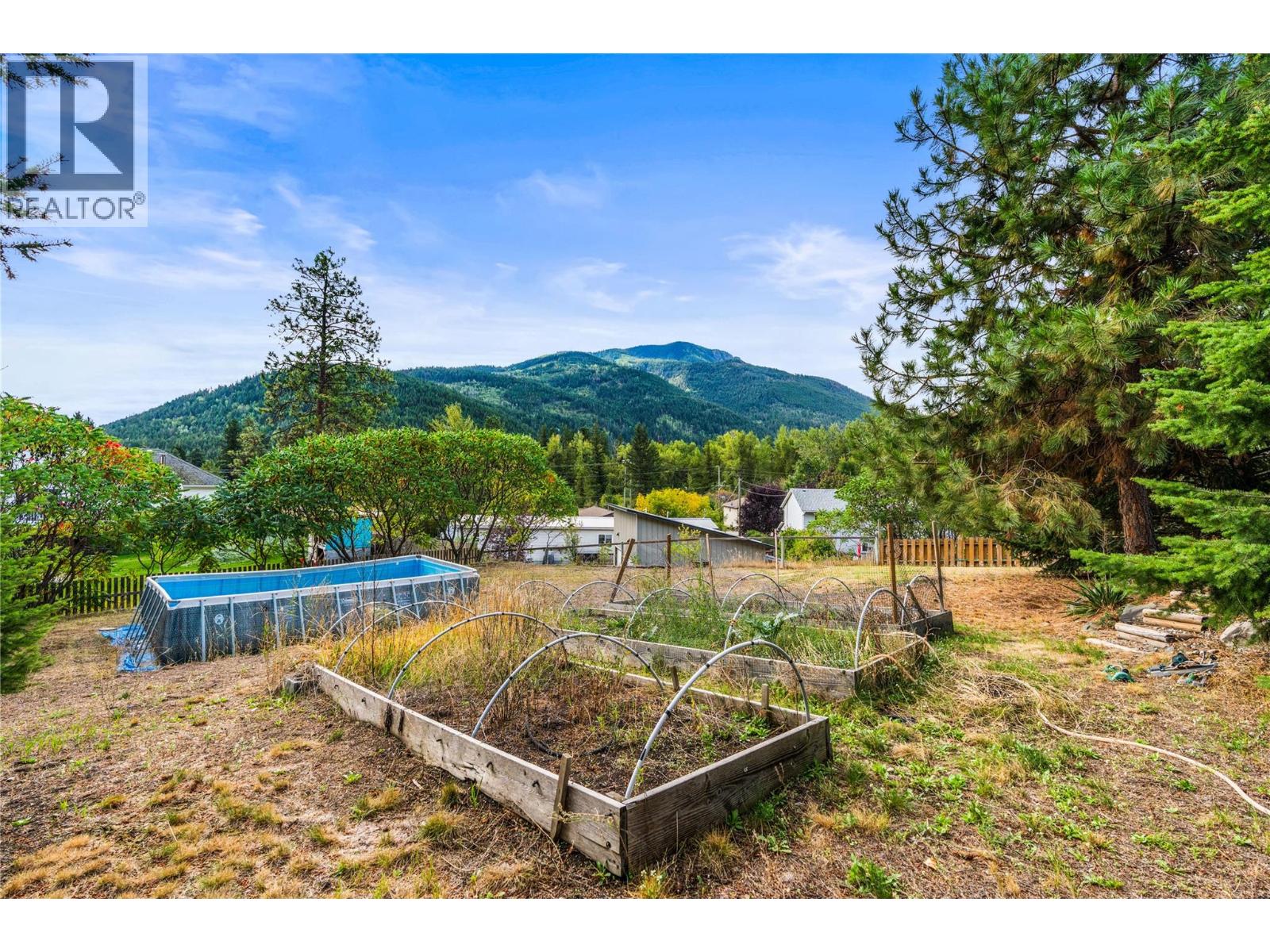 5858 Jen-Sherri Place, Falkland, British Columbia  V0E 1W0 - Photo 13 - 10401071