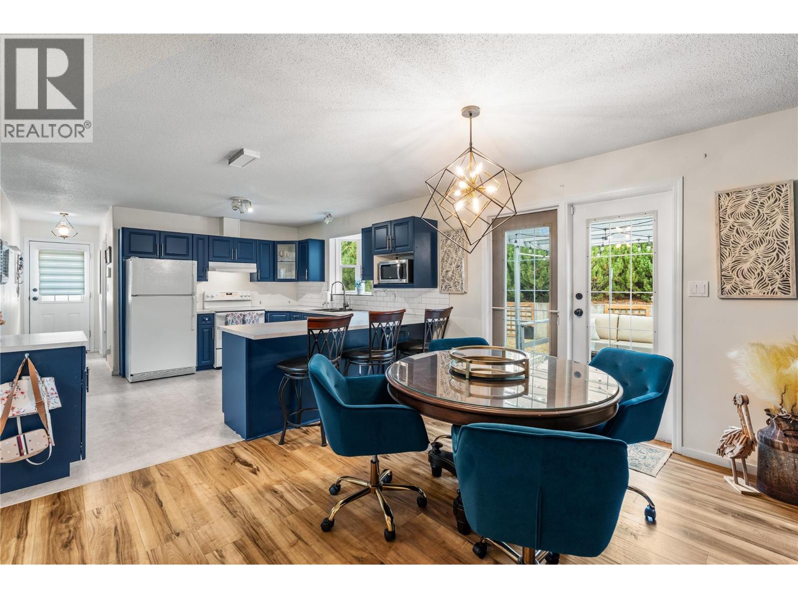 5858 Jen-Sherri Place, Falkland, British Columbia  V0E 1W0 - Photo 37 - 10401071