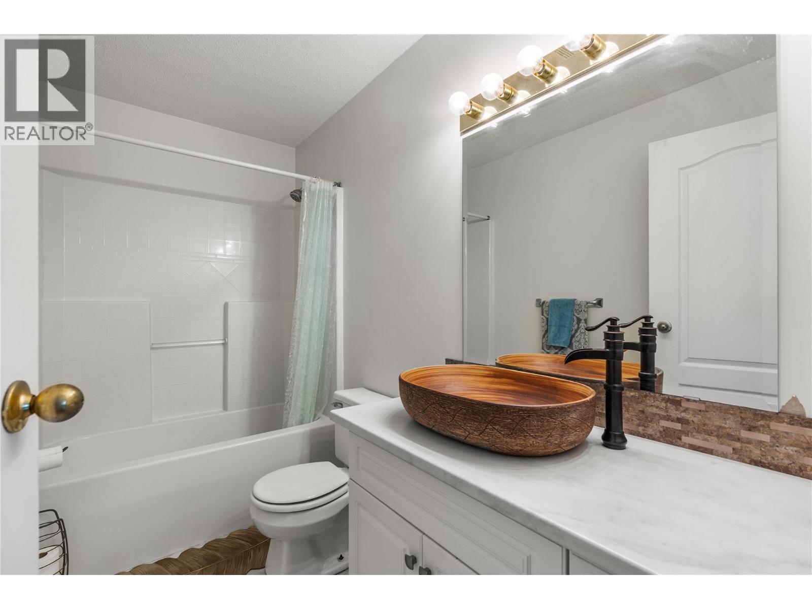 5858 Jen-Sherri Place, Falkland, British Columbia  V0E 1W0 - Photo 38 - 10401071