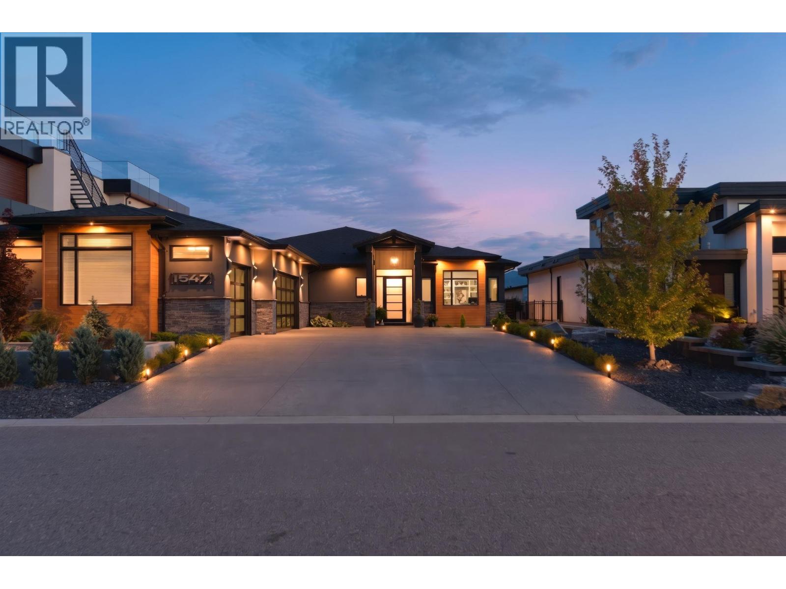 1547 Cabernet Way, West Kelowna, British Columbia  V4T 0E1 - Photo 2 - 10400207