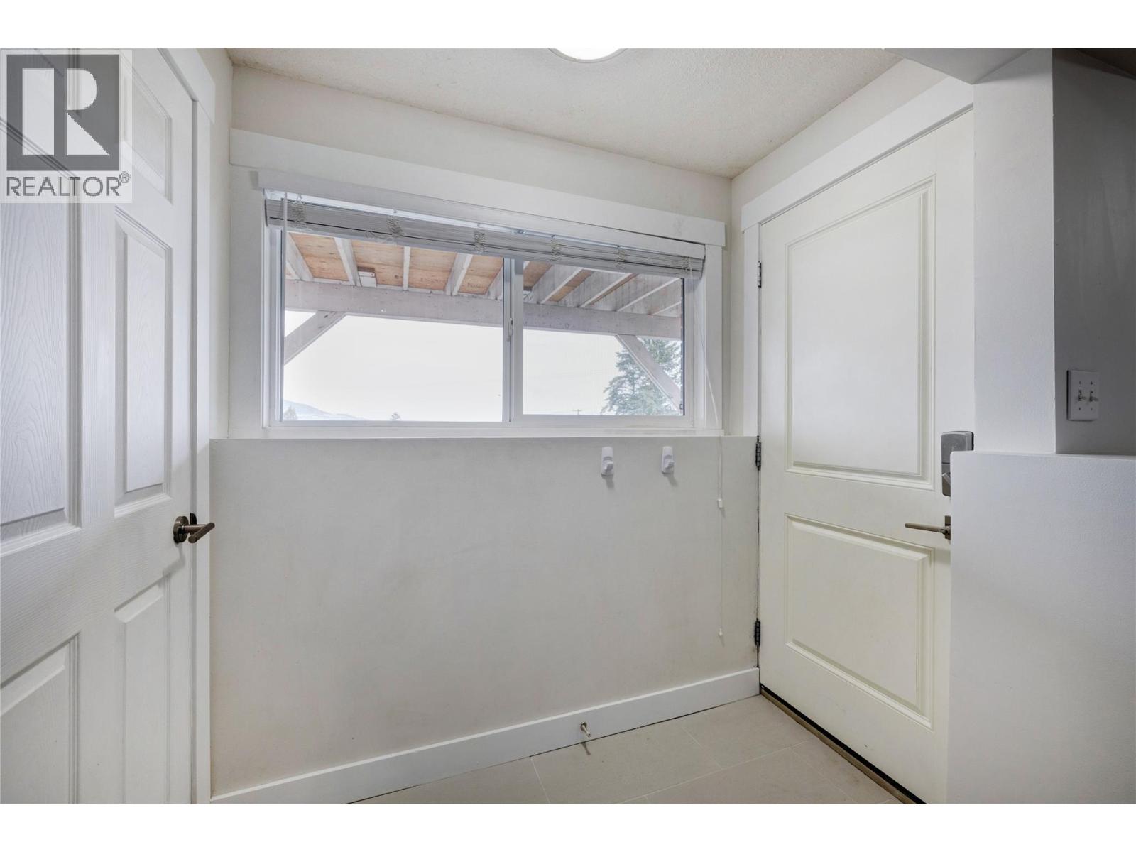 3874-3876 Glenway Road, West Kelowna, British Columbia  V4T 1C9 - Photo 24 - 10395232