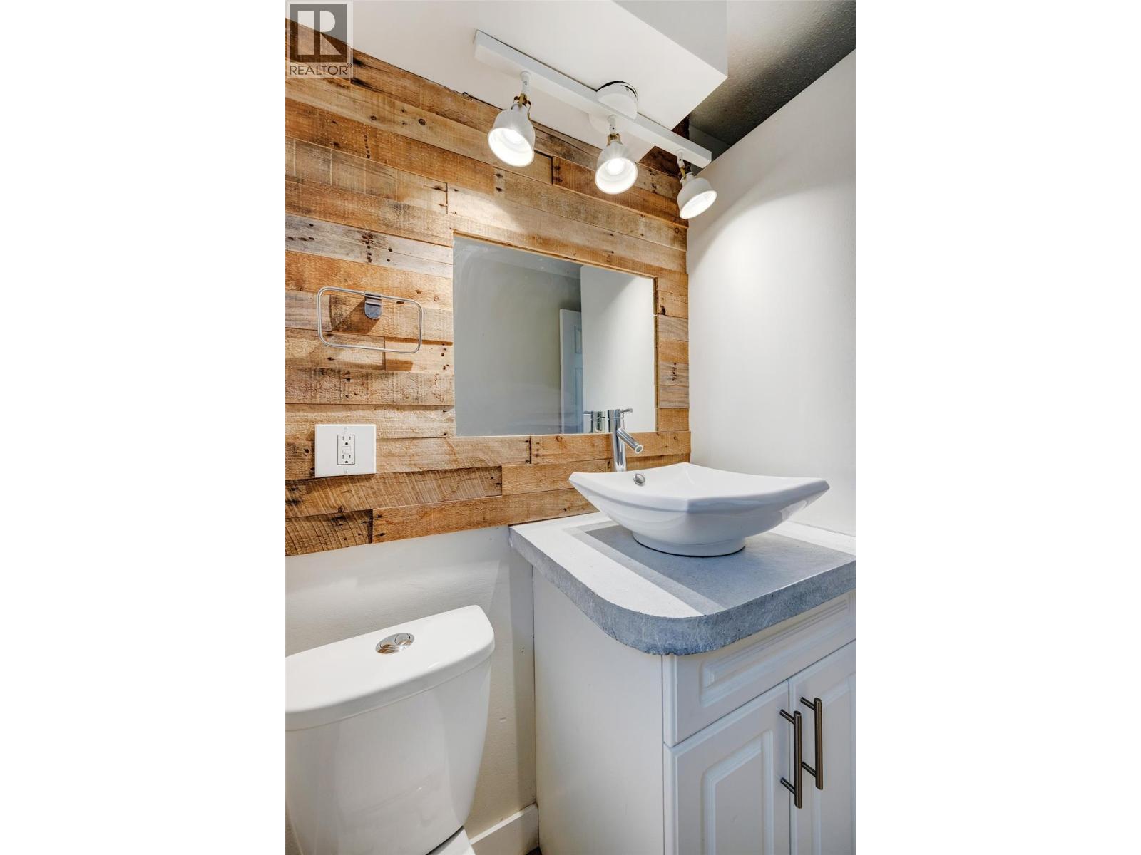 3874-3876 Glenway Road, West Kelowna, British Columbia  V4T 1C9 - Photo 27 - 10395232