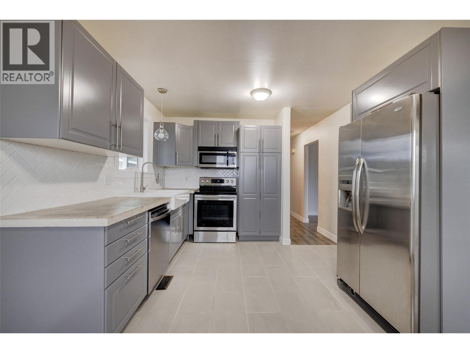 3874-3876 Glenway Road, West Kelowna, British Columbia  V4T 1C9 - Photo 32 - 10395232
