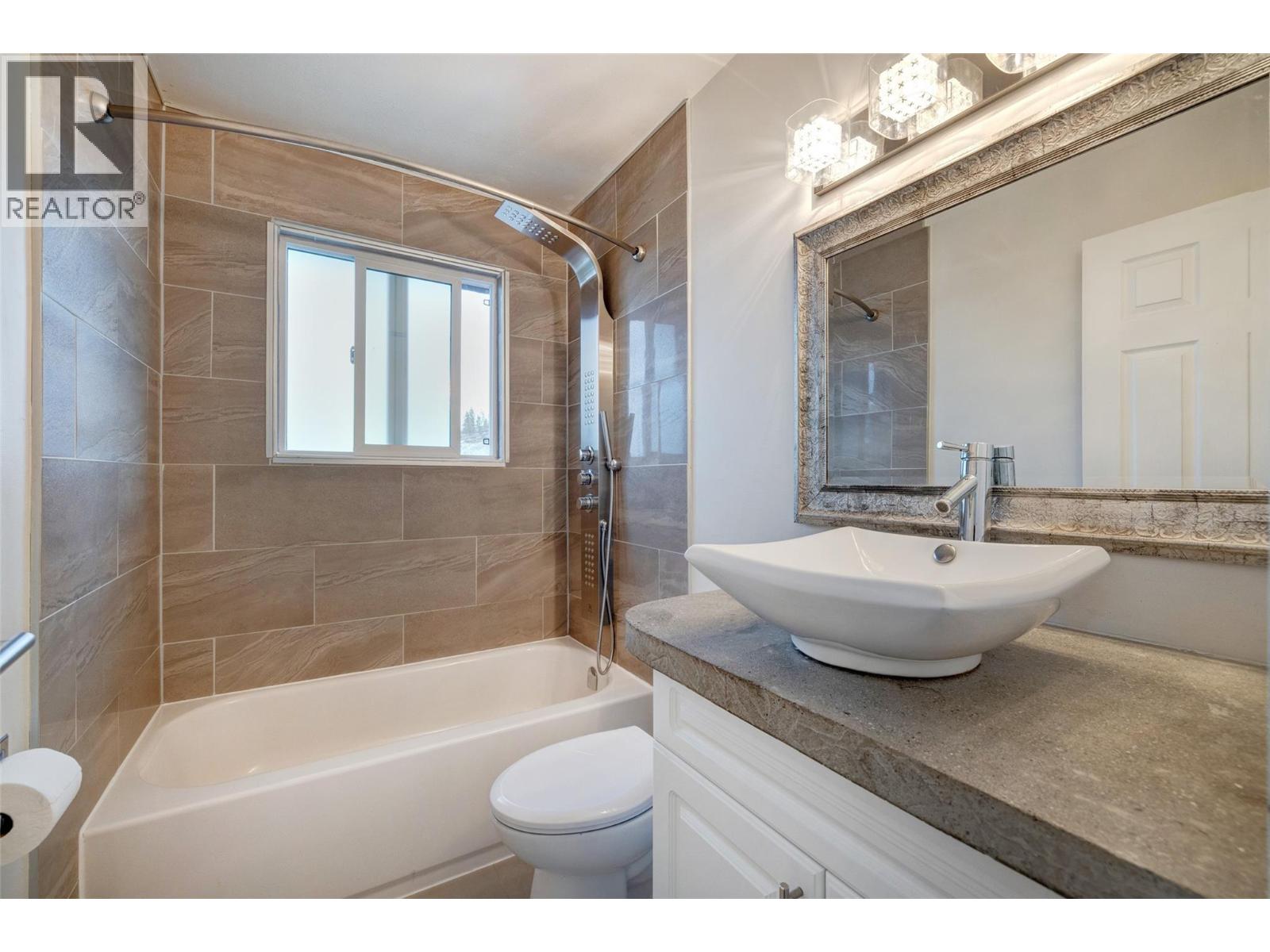 3874-3876 Glenway Road, West Kelowna, British Columbia  V4T 1C9 - Photo 34 - 10395232