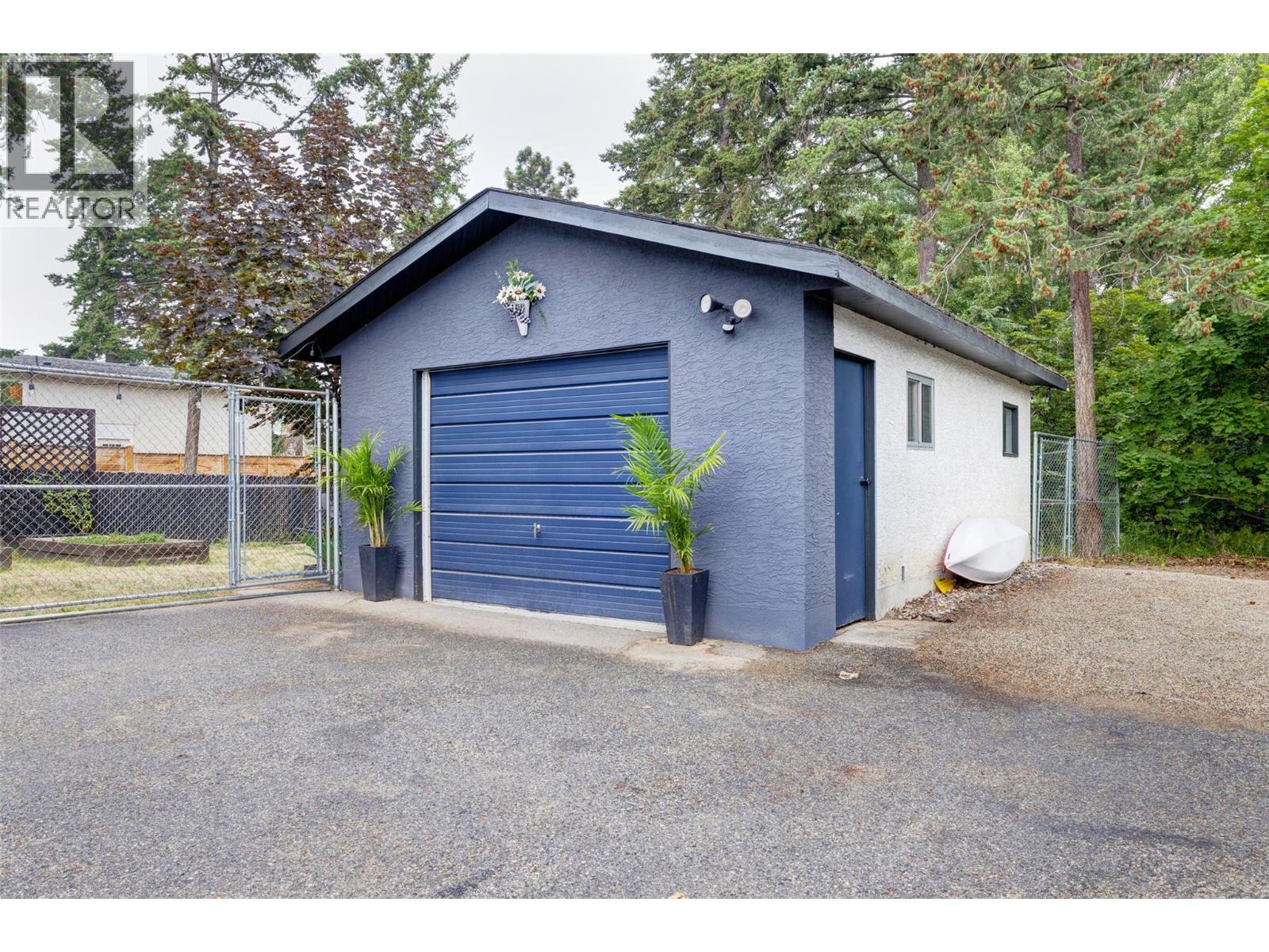3874-3876 Glenway Road, West Kelowna, British Columbia  V4T 1C9 - Photo 40 - 10395232