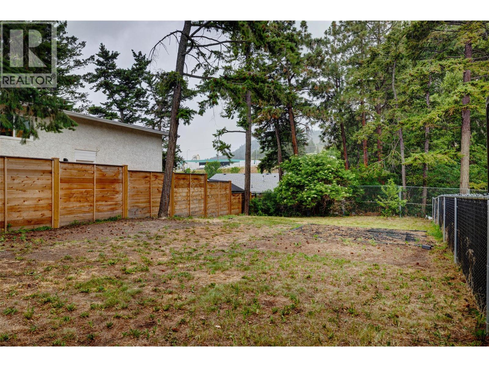 3874-3876 Glenway Road, West Kelowna, British Columbia  V4T 1C9 - Photo 43 - 10395232