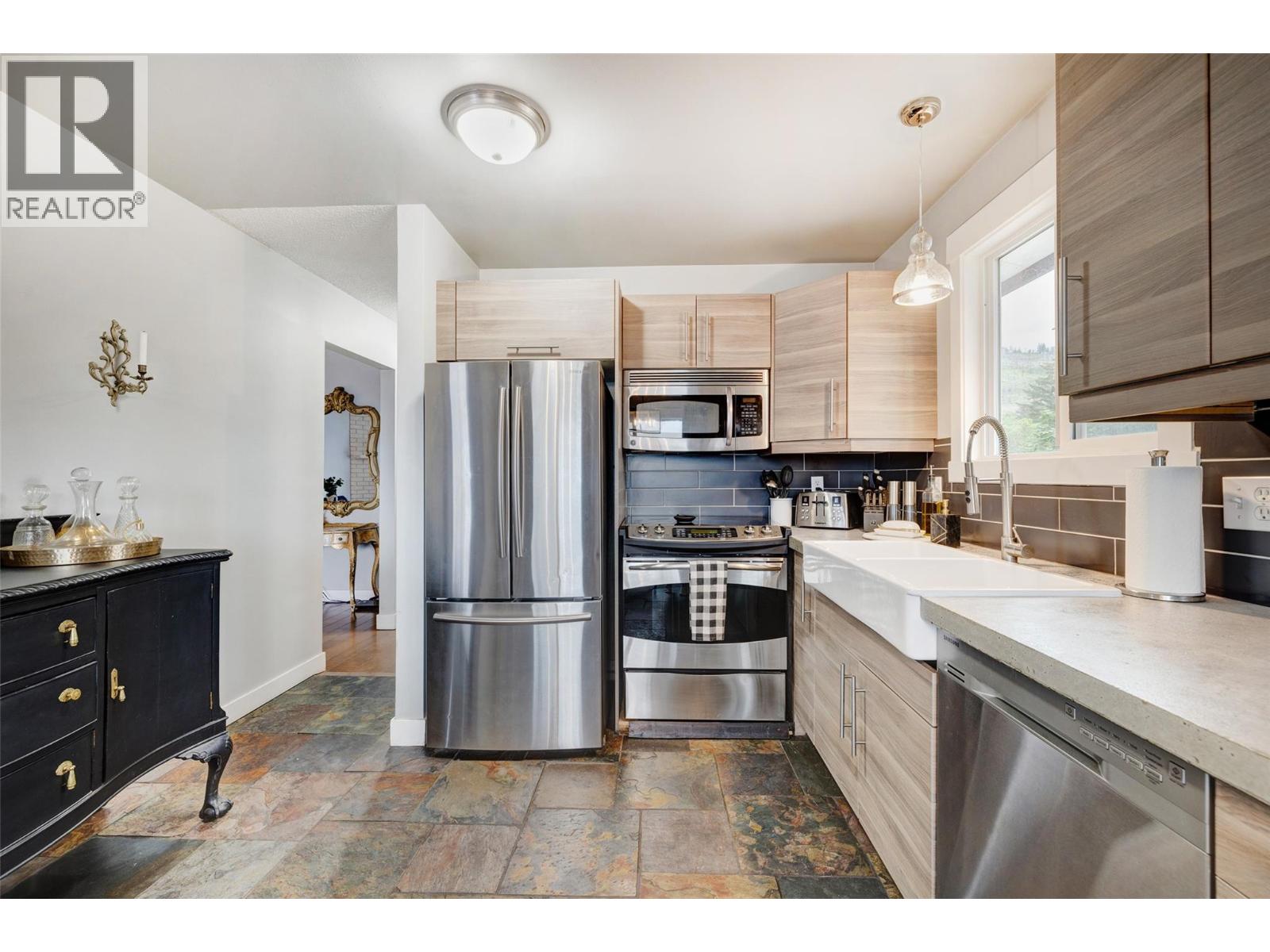 3874-3876 Glenway Road, West Kelowna, British Columbia  V4T 1C9 - Photo 8 - 10395232