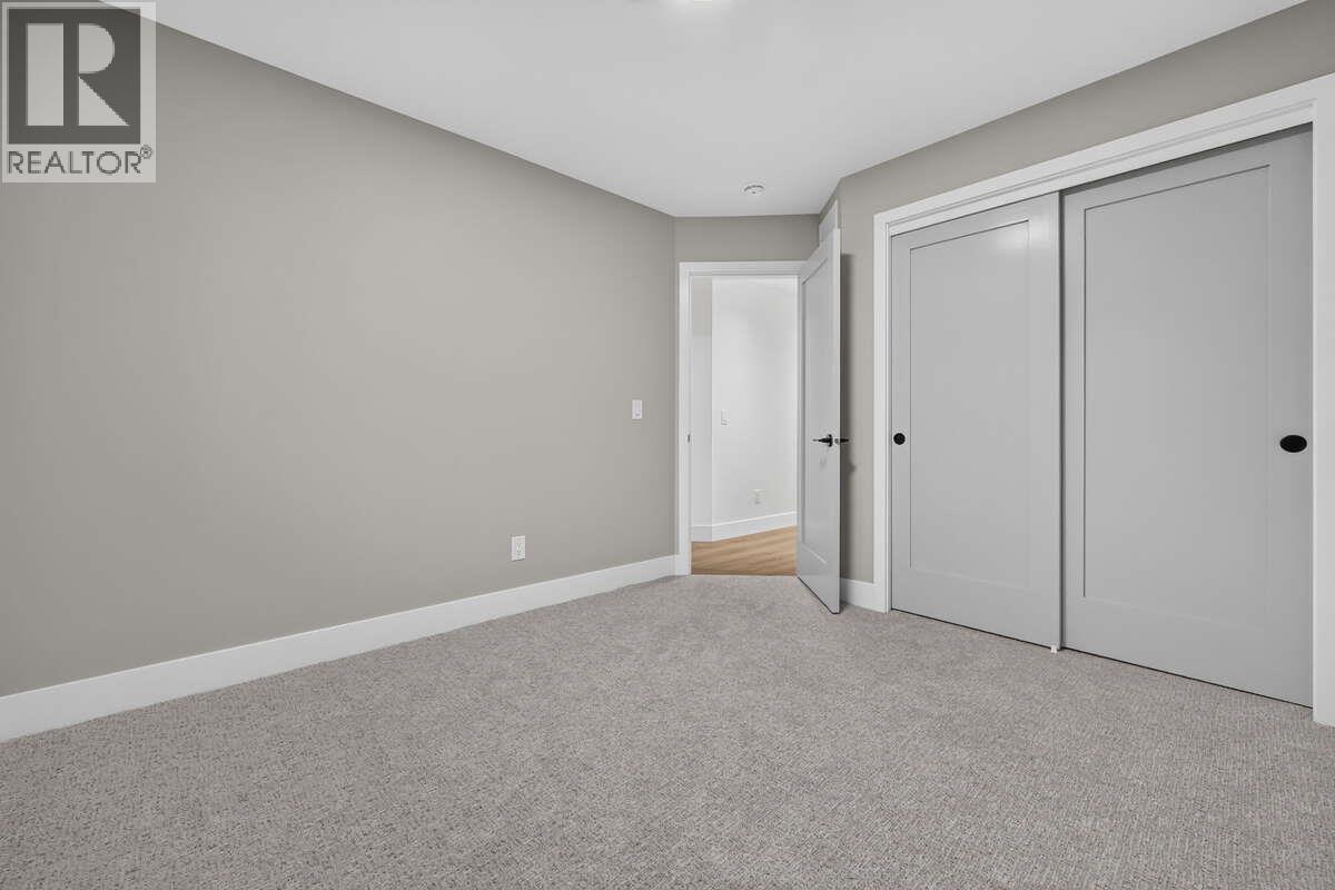 1720 Hidden Hills Drive Unit# 30, Kelowna, British Columbia  V1V 0J5 - Photo 34 - 10401156