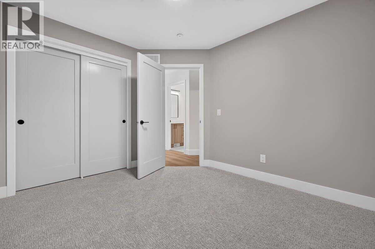 1720 Hidden Hills Drive Unit# 30, Kelowna, British Columbia  V1V 0J5 - Photo 36 - 10401156