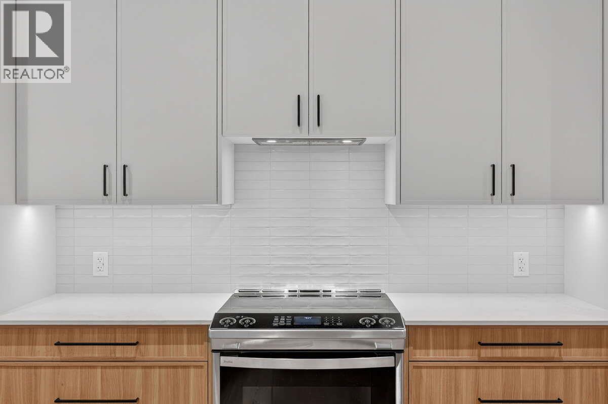 1720 Hidden Hills Drive Unit# 30, Kelowna, British Columbia  V1V 0J5 - Photo 8 - 10401156