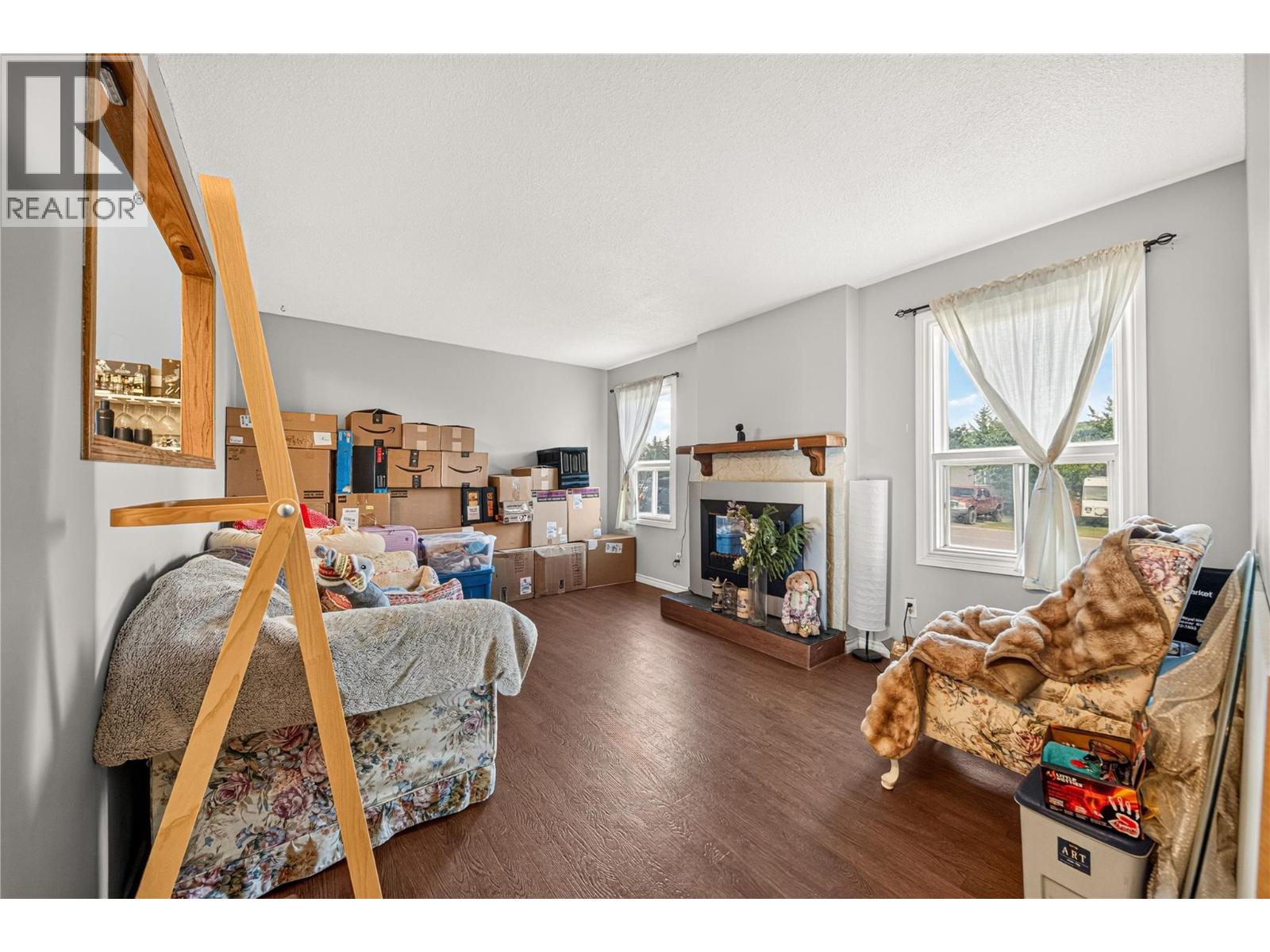 31 Cariboo Drive, Elkford, British Columbia  V0B 1H0 - Photo 4 - 10400989