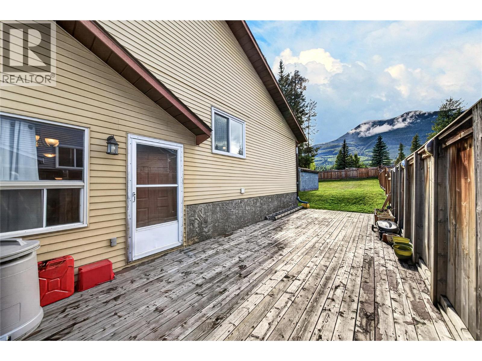 31 Cariboo Drive, Elkford, British Columbia  V0B 1H0 - Photo 44 - 10400989