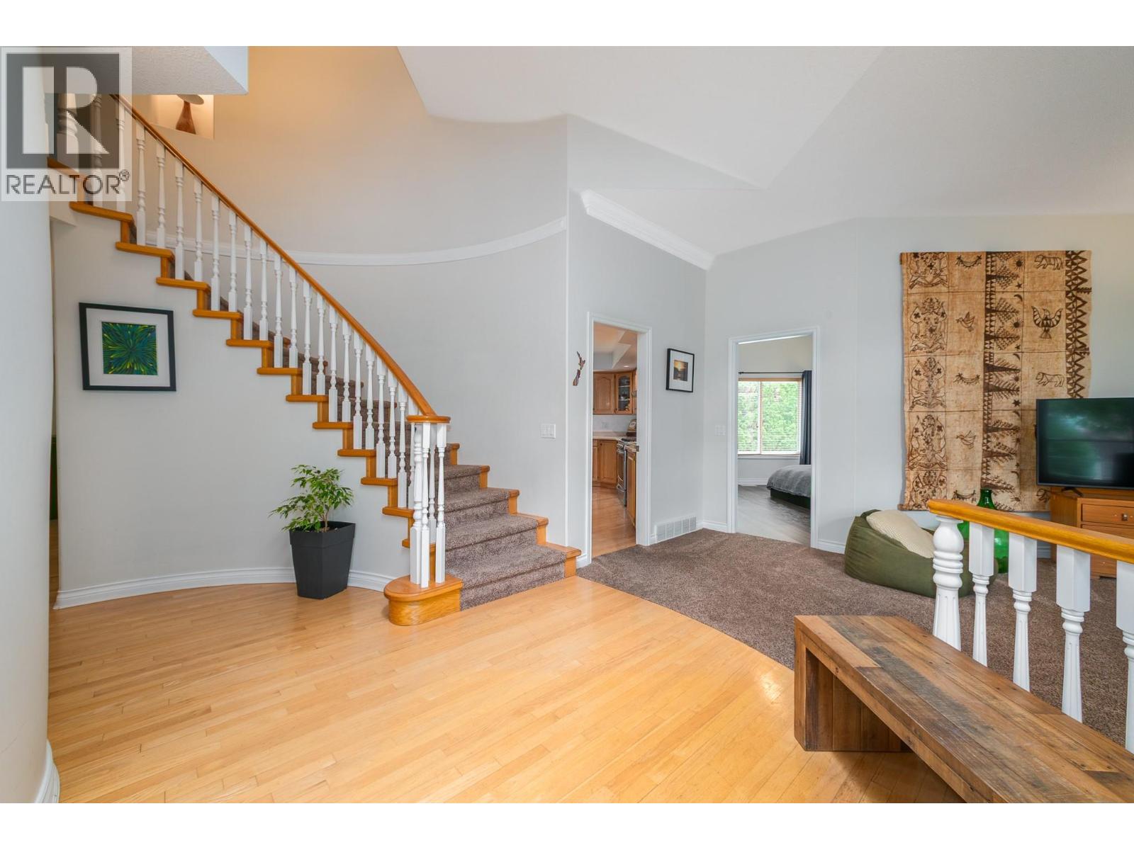 492 Carona Crescent, Kelowna, British Columbia  V1W 3C6 - Photo 10 - 10401079