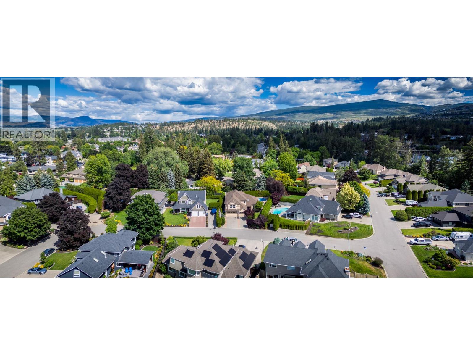 492 Carona Crescent, Kelowna, British Columbia  V1W 3C6 - Photo 2 - 10401079