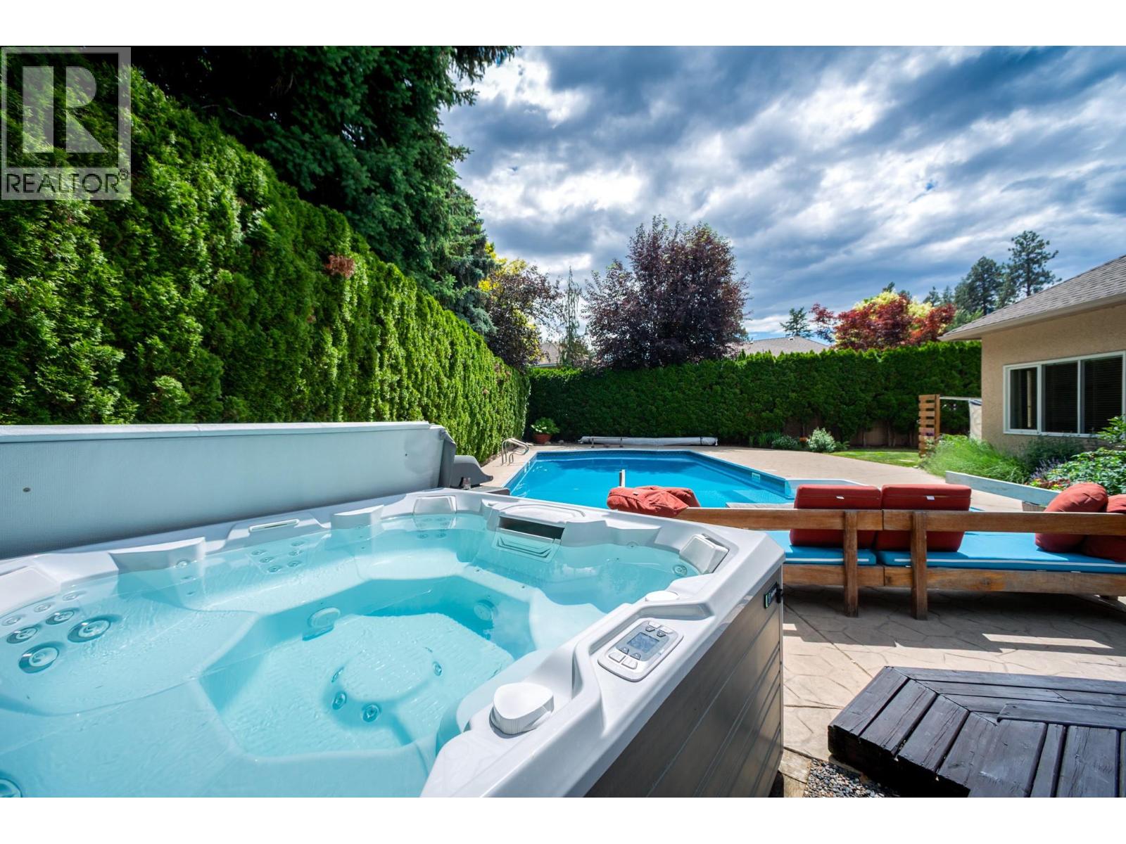 492 Carona Crescent, Kelowna, British Columbia  V1W 3C6 - Photo 53 - 10401079